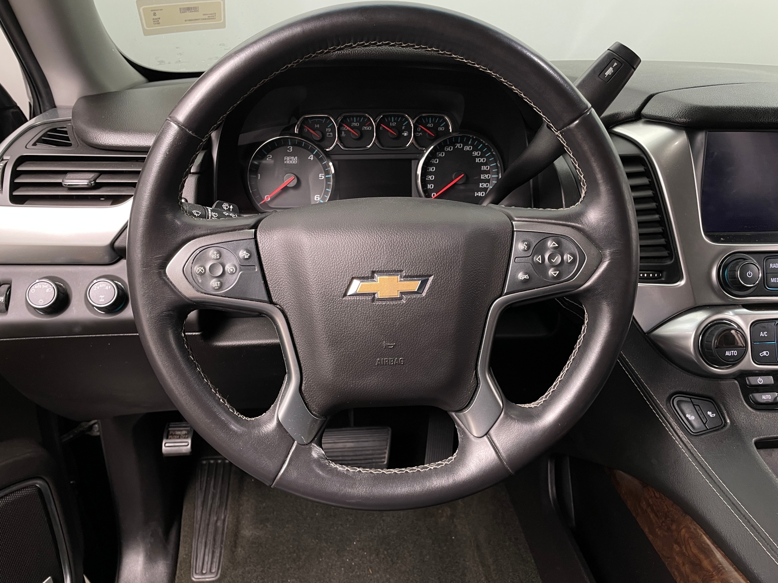 Thumbnail: 2017 Chevrolet Tahoe - 4