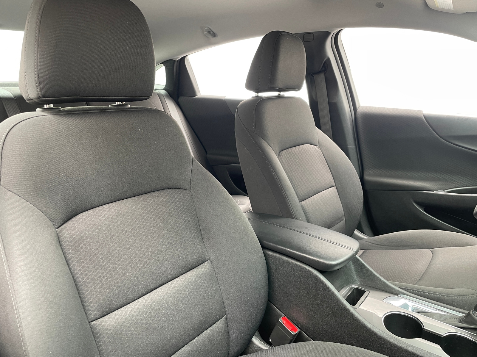 Thumbnail: 2020 Chevrolet Malibu - 2