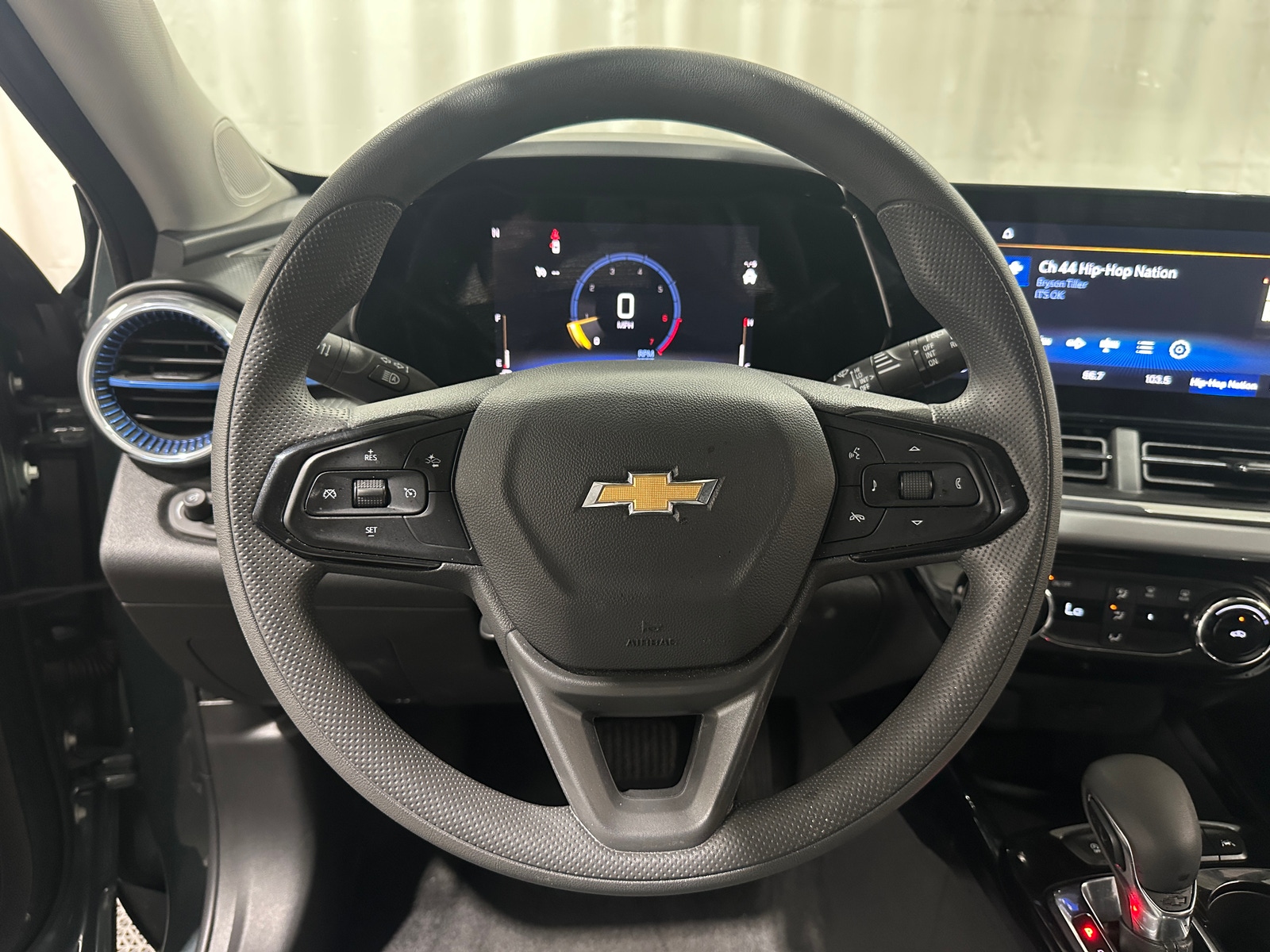 Thumbnail: 2025 Chevrolet Trax - 5