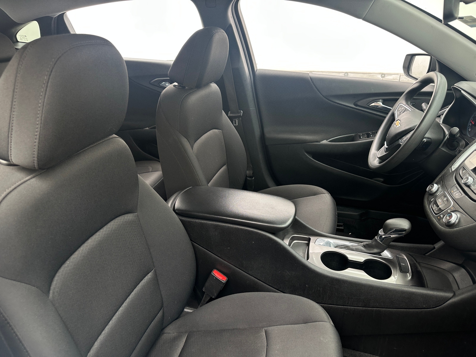 Thumbnail: 2021 Chevrolet Malibu - 2