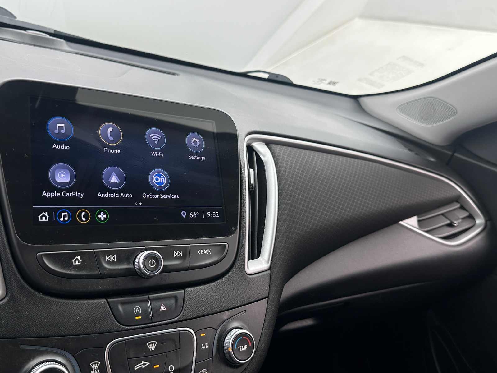 Thumbnail: 2021 Chevrolet Malibu - 4