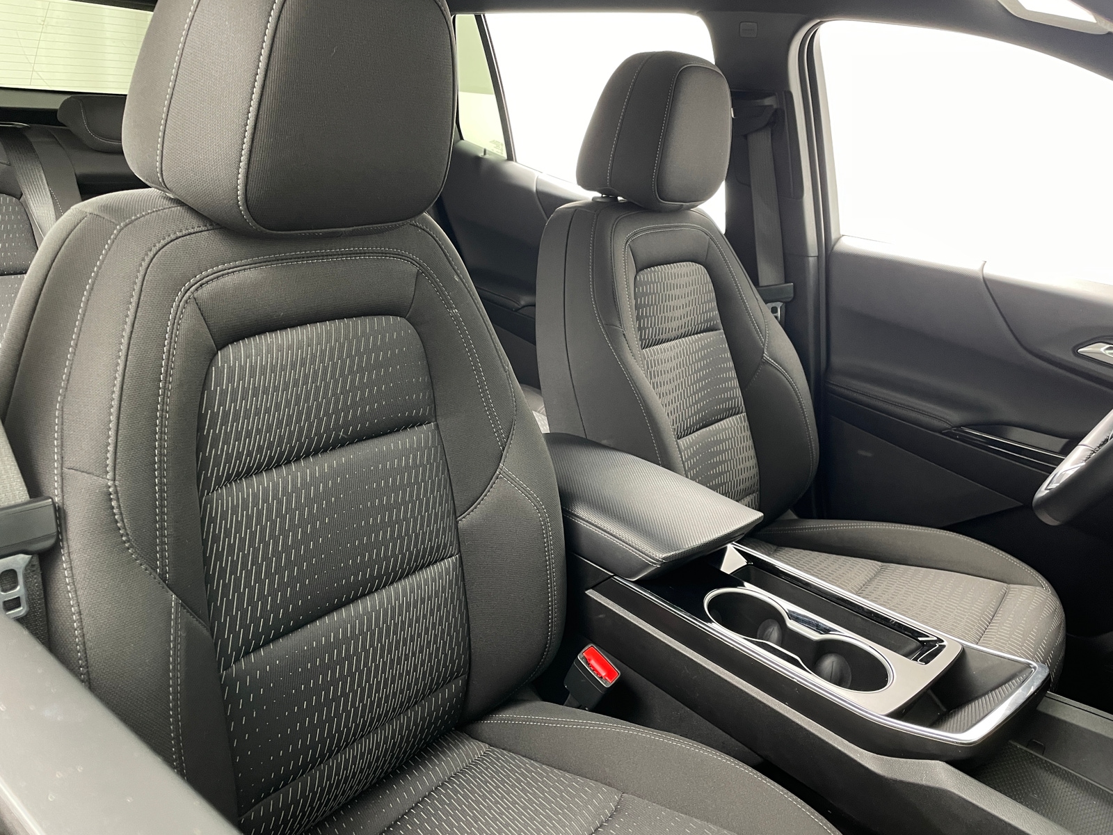 Thumbnail: 2025 Chevrolet Equinox - 2