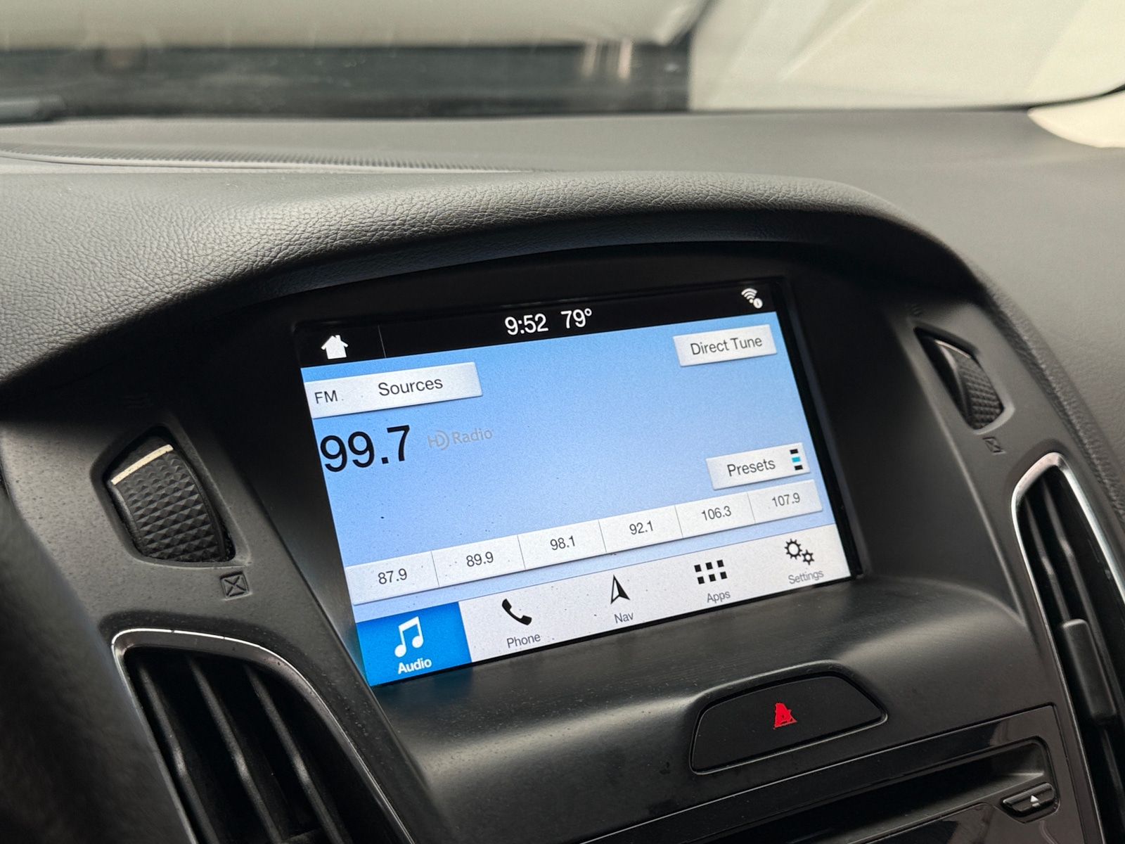 Thumbnail: 2017 Ford Focus - 4
