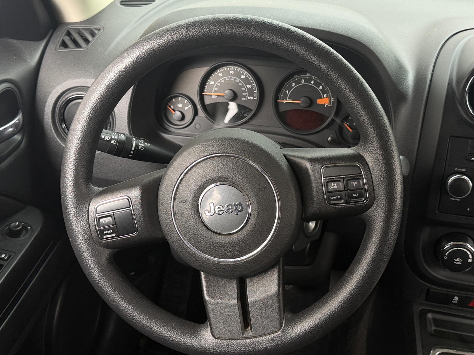 Thumbnail: 2014 Jeep Patriot - 4