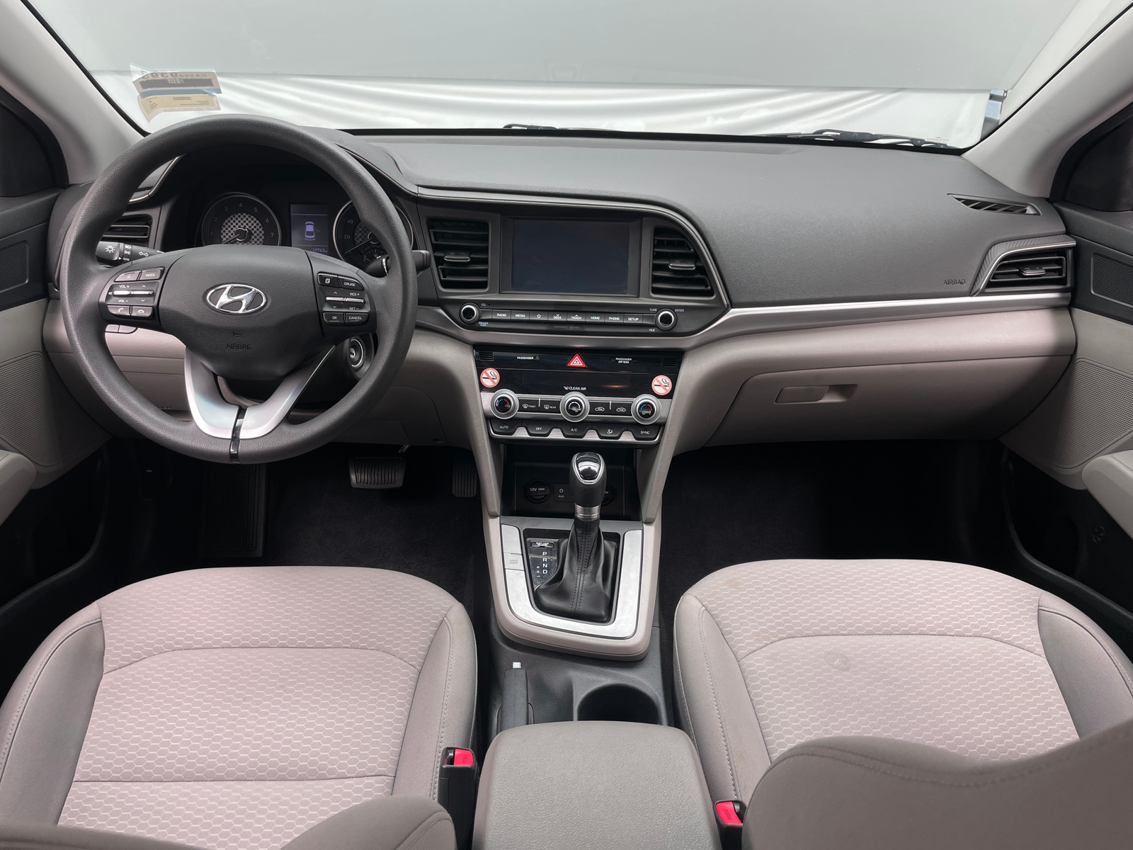 Thumbnail: 2020 Hyundai Elantra - 3
