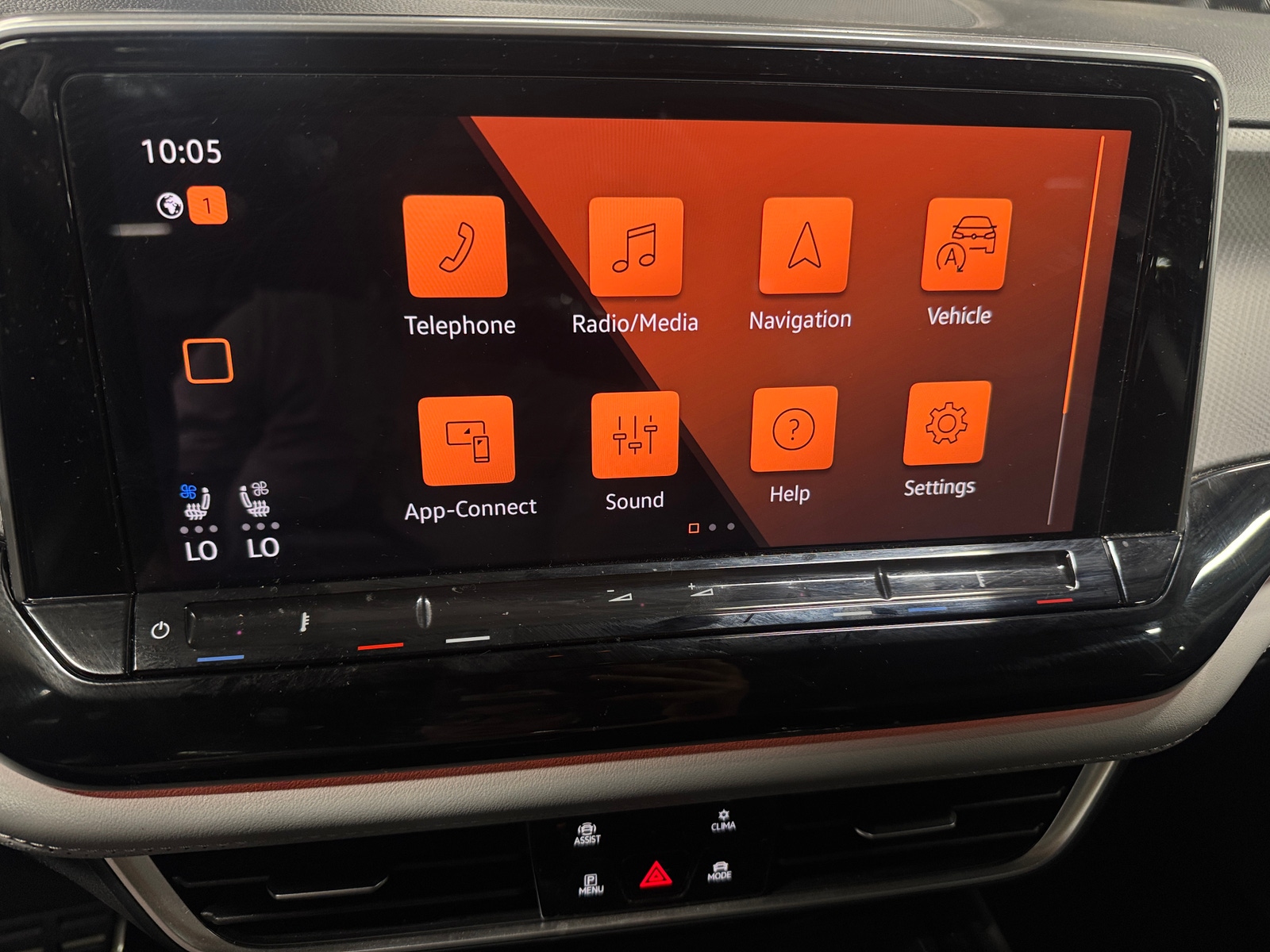 Thumbnail: 2024 Volkswagen Atlas - 3