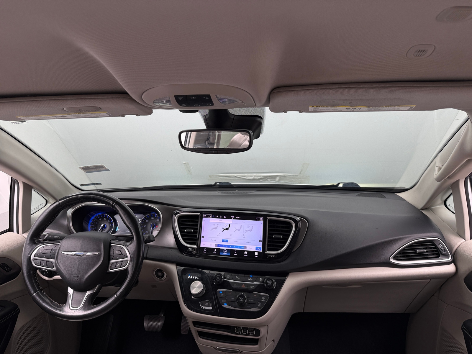 Thumbnail: 2021 Chrysler Pacifica - 2
