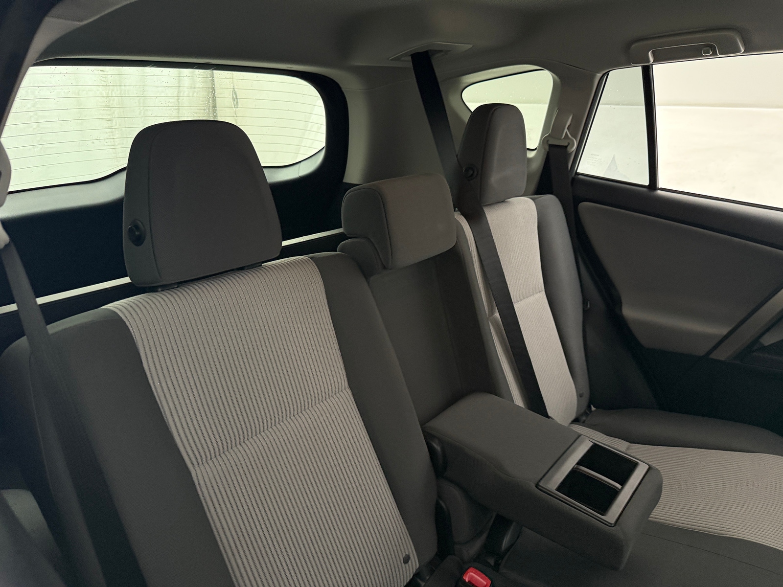 Thumbnail: 2015 Toyota RAV4 - 6