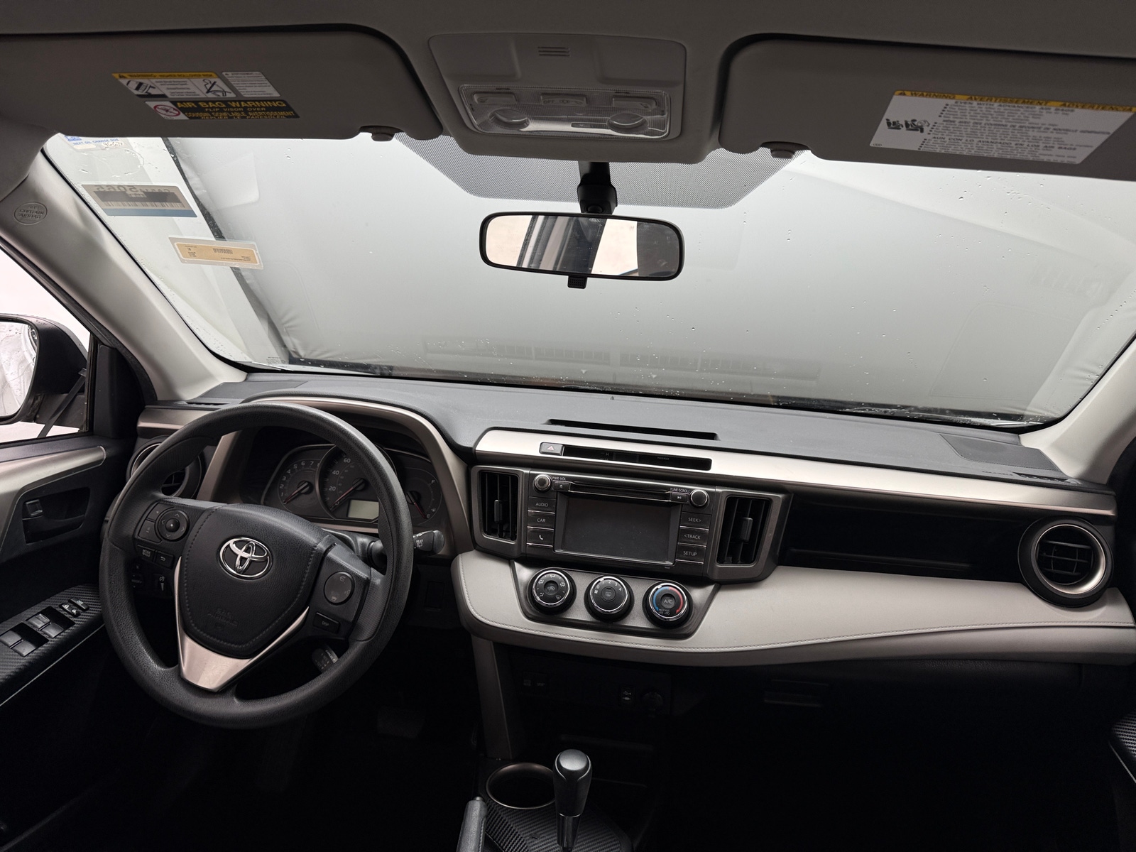 Thumbnail: 2015 Toyota RAV4 - 3