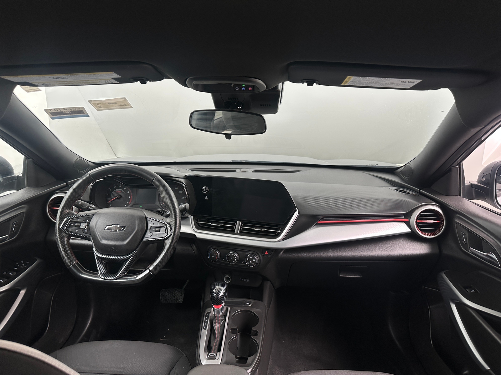 Thumbnail: 2025 Chevrolet Trax - 3