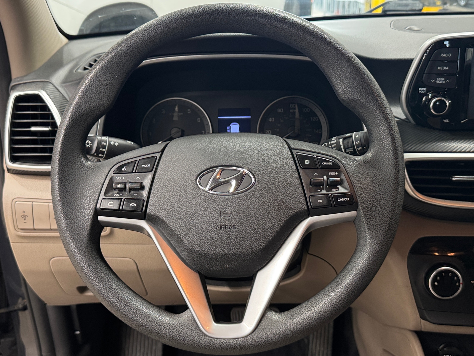 Thumbnail: 2019 Hyundai Tucson - 5
