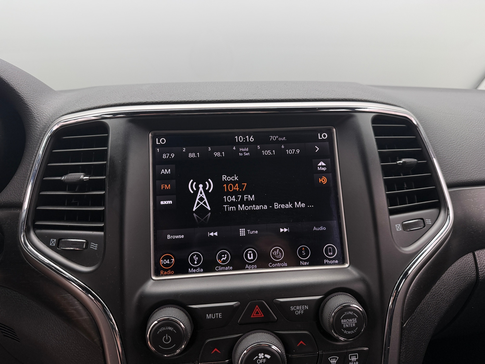 Thumbnail: 2018 Jeep Grand Cherokee - 4