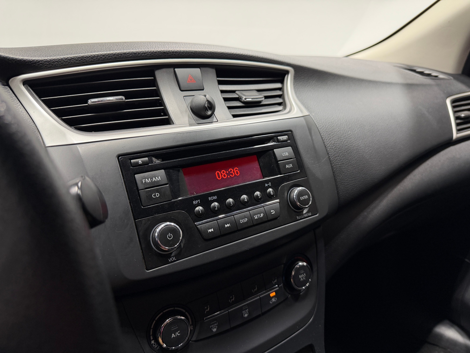 Thumbnail: 2017 Nissan Sentra - 4