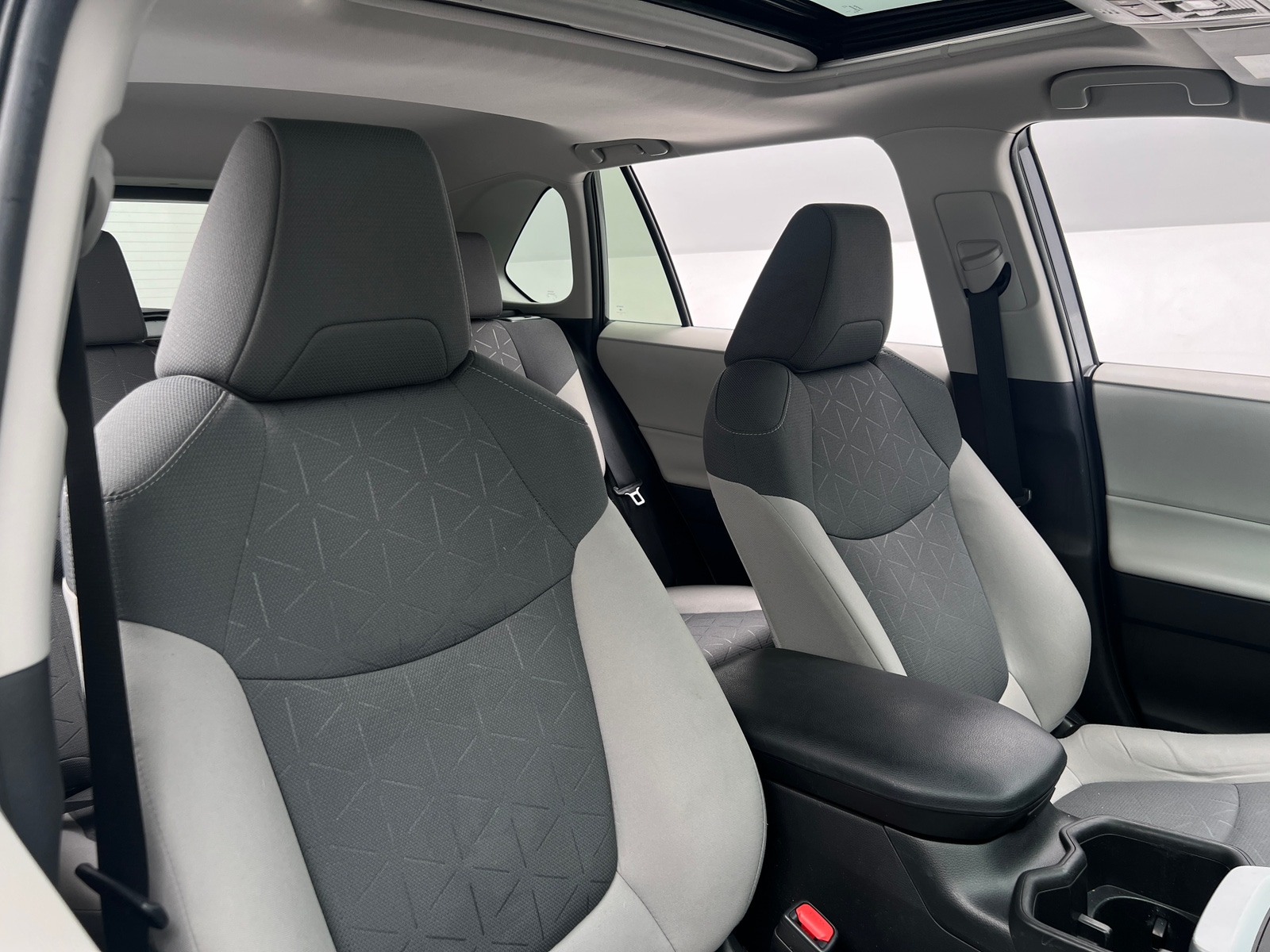 Thumbnail: 2022 Toyota RAV4 - 2