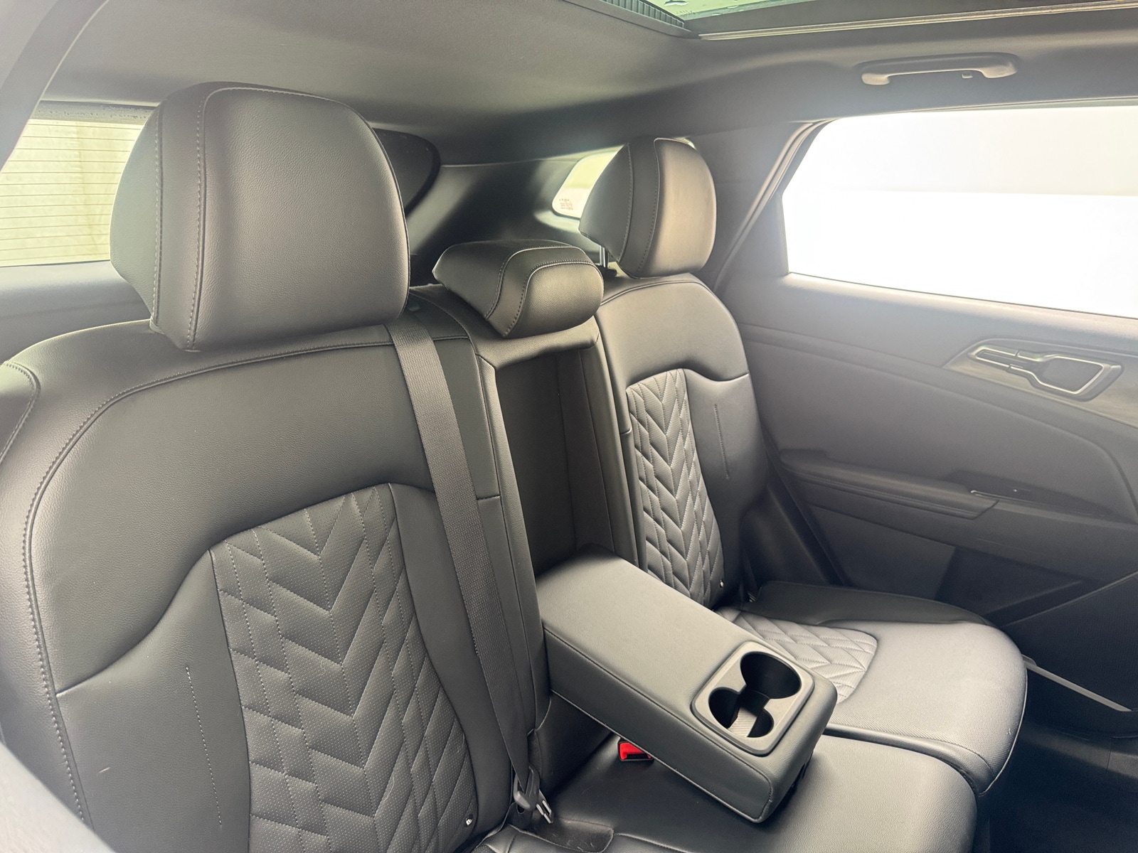 Thumbnail: 2023 Kia Sportage - 5