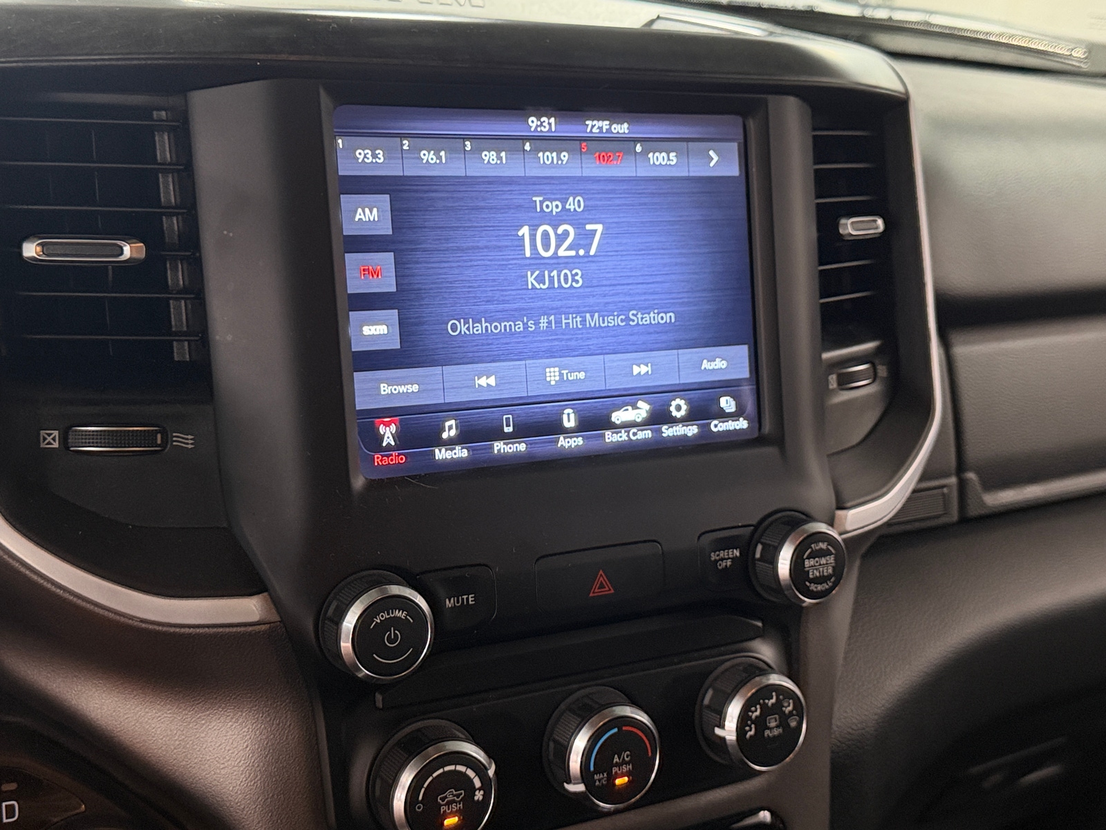 Thumbnail: 2020 RAM 1500 - 4