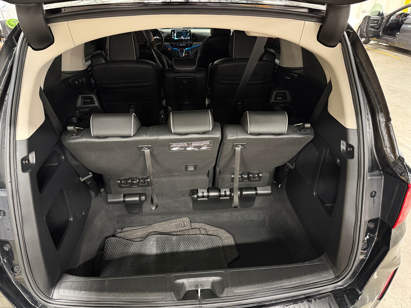 Thumbnail: 2025 Honda Odyssey - 6