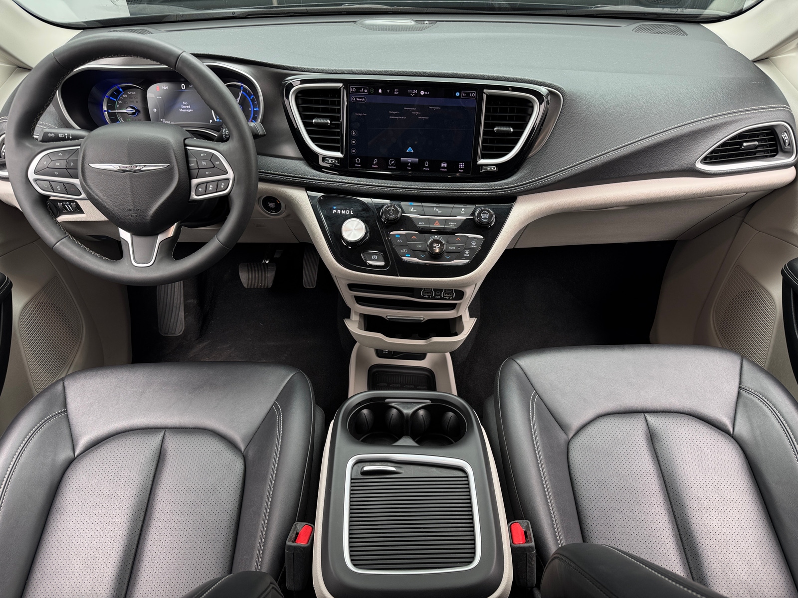 Thumbnail: 2024 Chrysler Pacifica - 2
