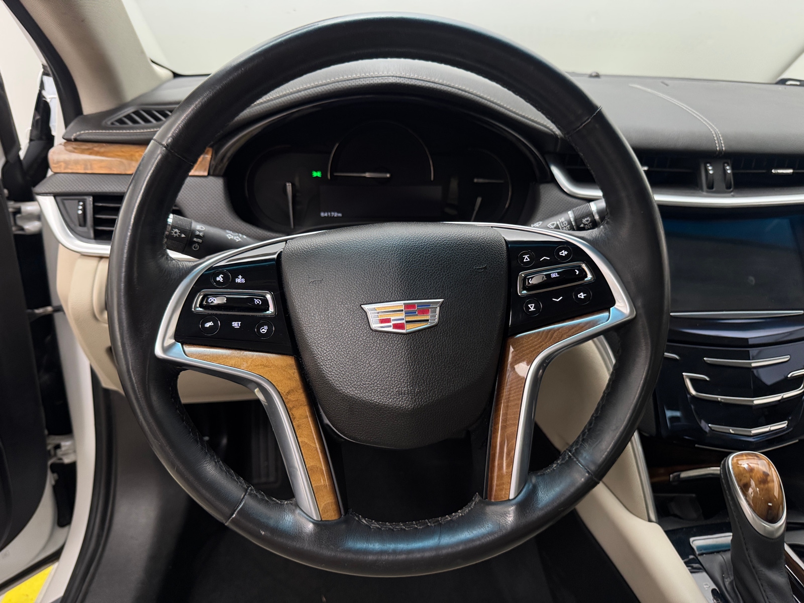 Thumbnail: 2018 Cadillac XTS - 4
