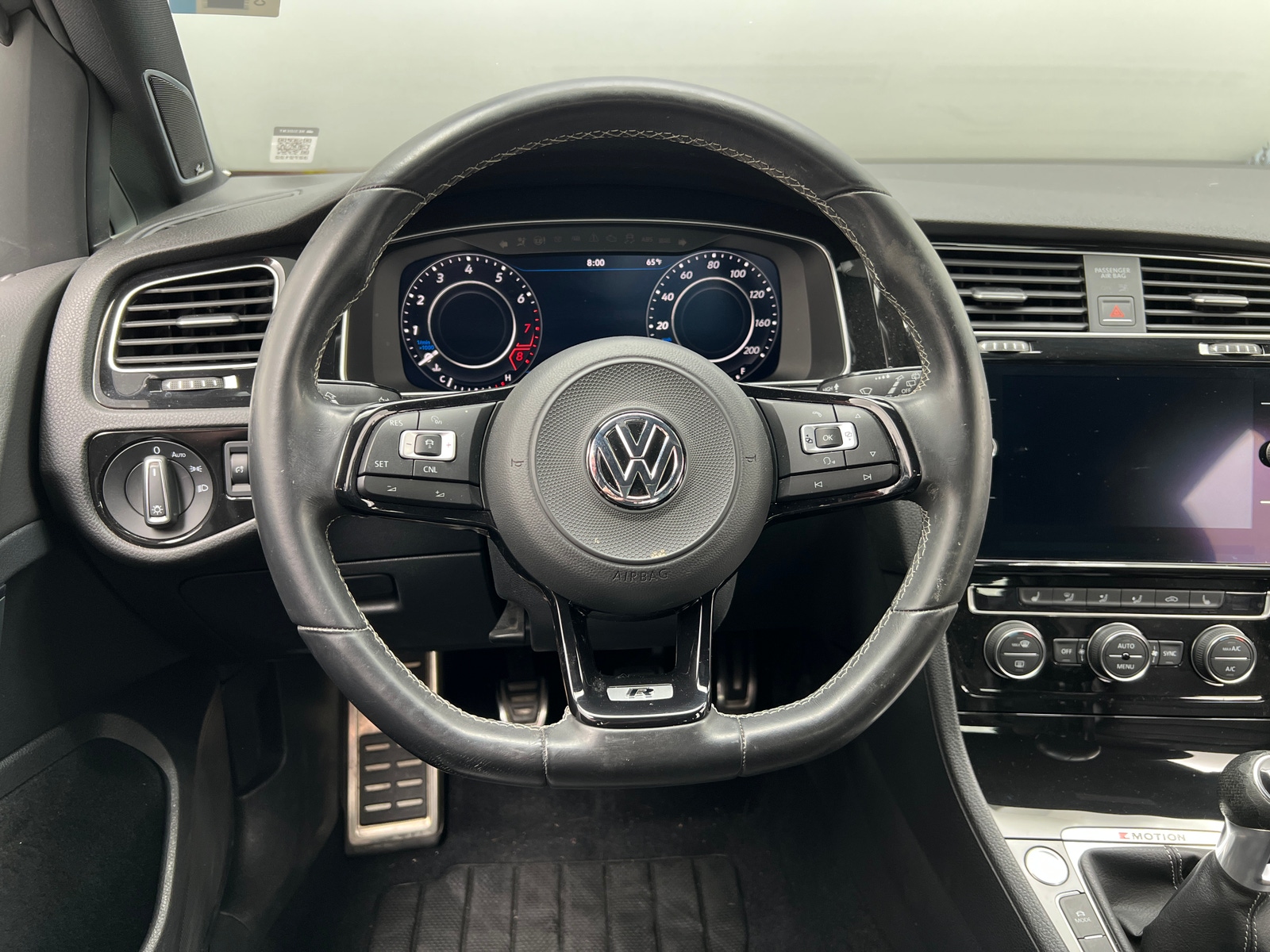 Thumbnail: 2018 Volkswagen Golf - 4