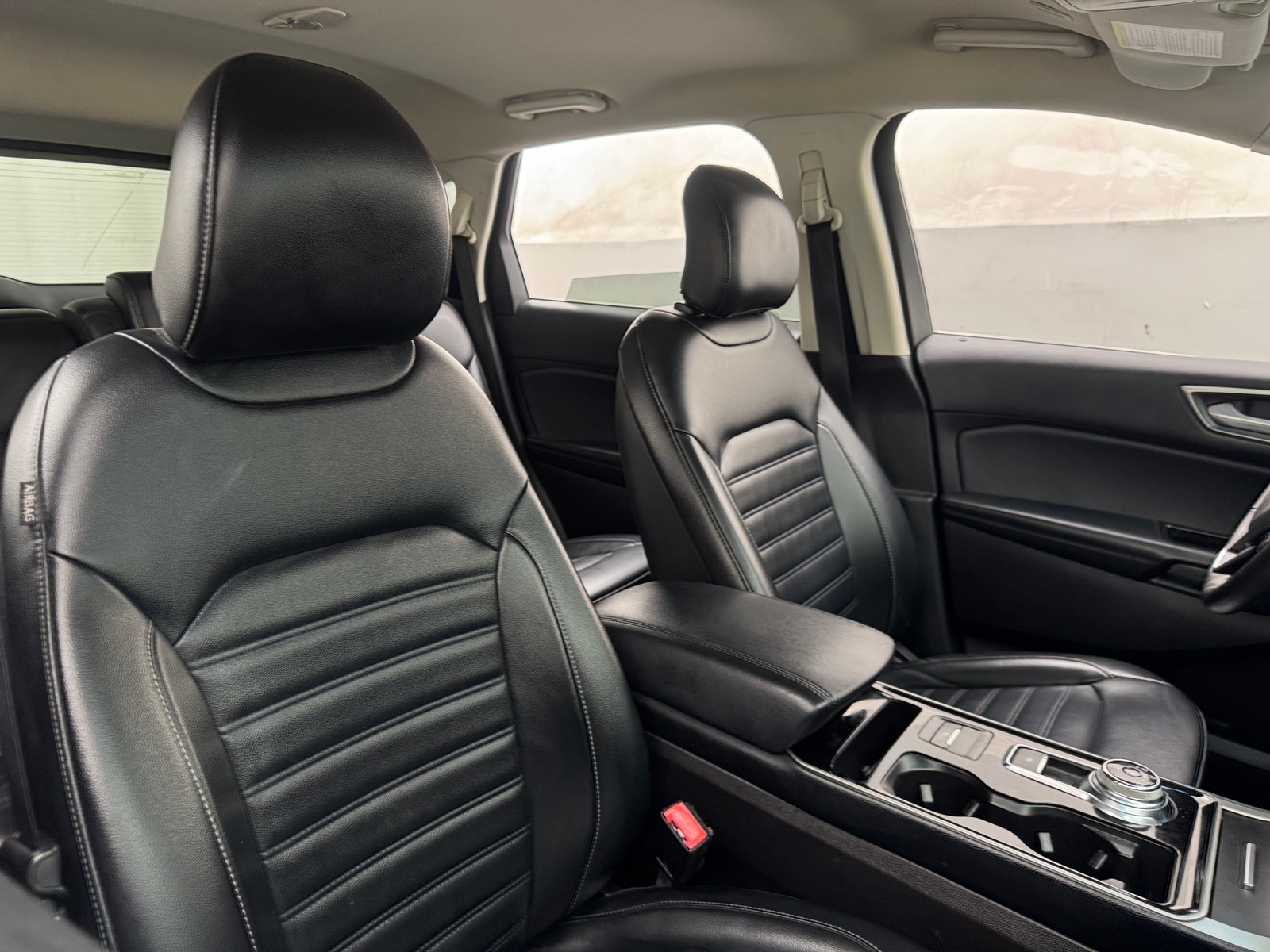 Thumbnail: 2019 Ford Edge - 2