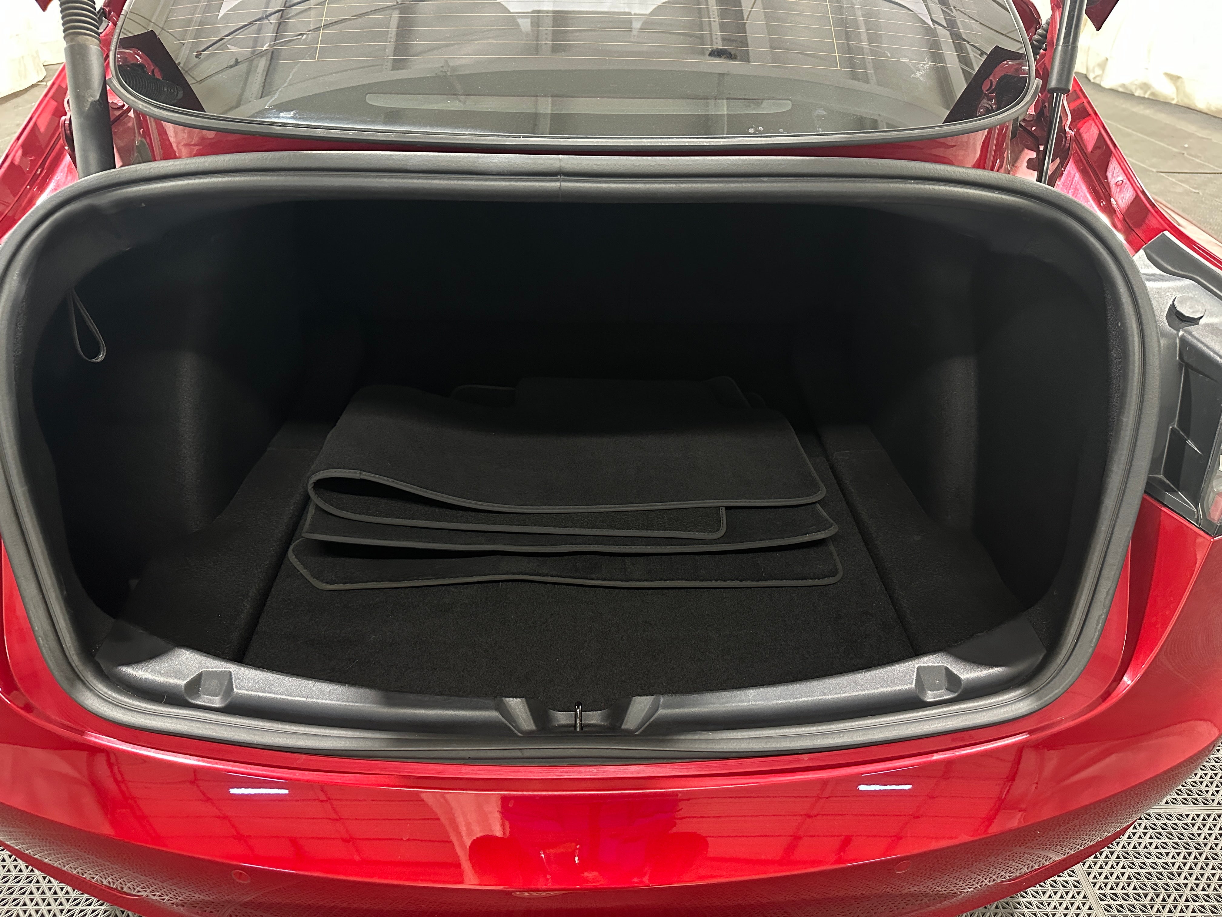Used 2022 Tesla Model 3 Long Range with VIN 5YJ3E1EB9NF274921 for sale in Oak Creek, WI