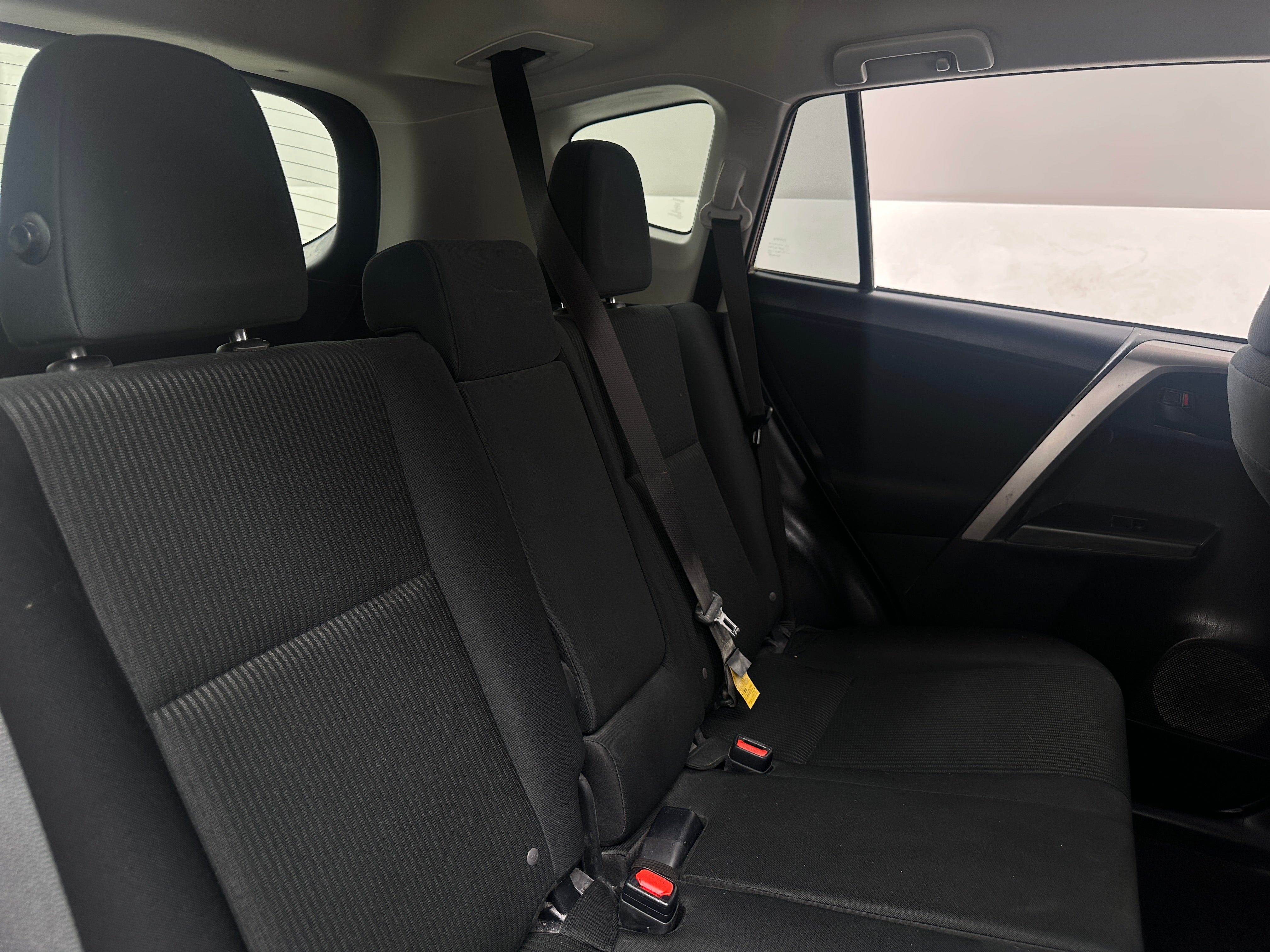 Used 2018 Toyota RAV4 LE with VIN JTMBFREV0JD243110 for sale in Eagan, Minnesota
