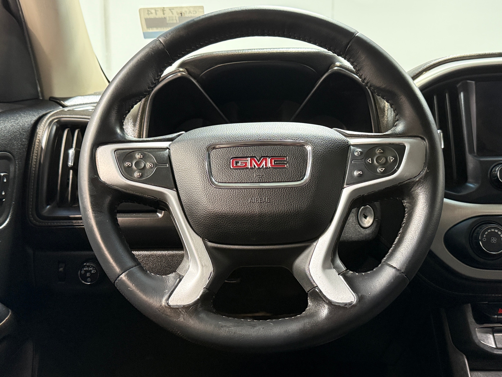 Thumbnail: 2016 GMC Canyon - 5