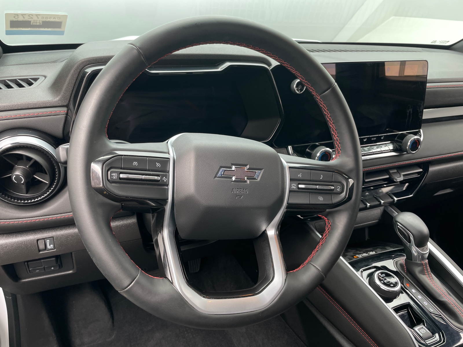 Thumbnail: 2025 Chevrolet Colorado - 4