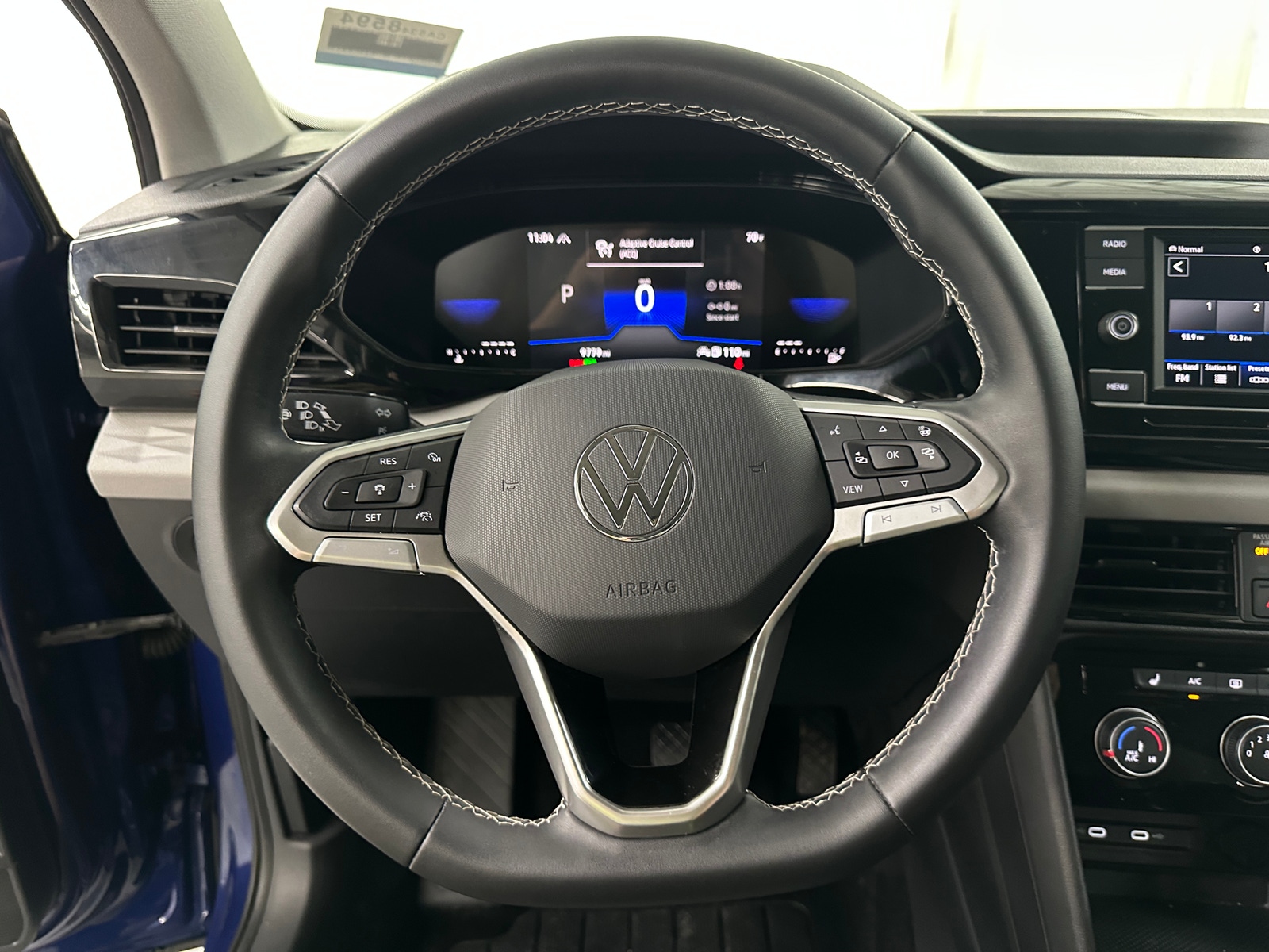 Thumbnail: 2023 Volkswagen Taos - 5