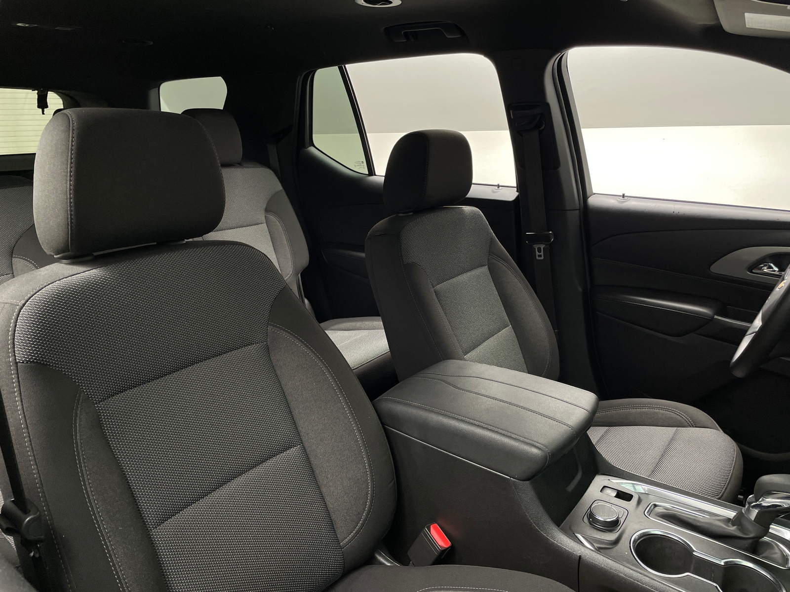 Thumbnail: 2023 Chevrolet Traverse - 2