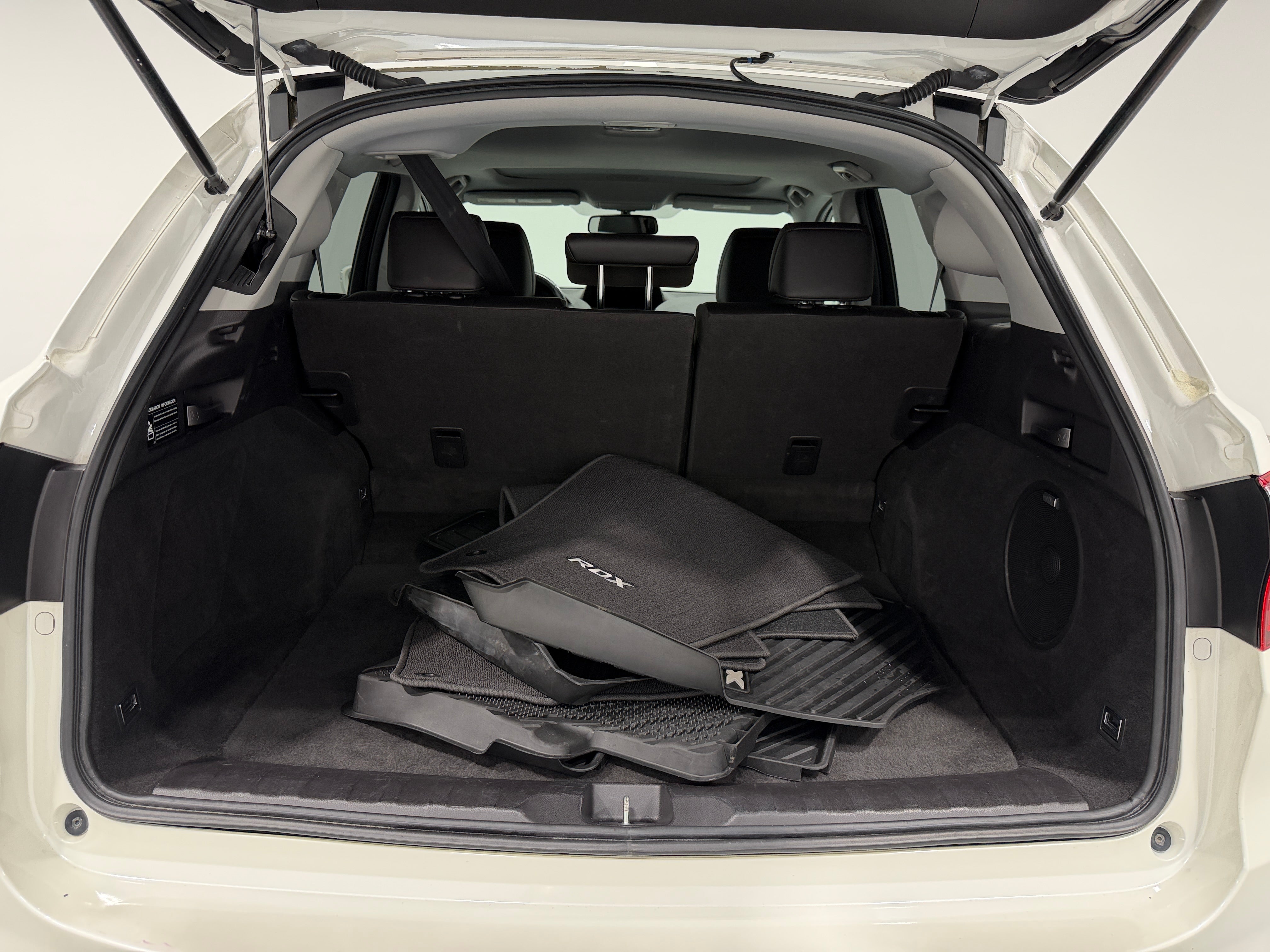 Used 2017 Acura RDX Technology Package with VIN 5J8TB4H53HL030555 for sale in Auburn, WA