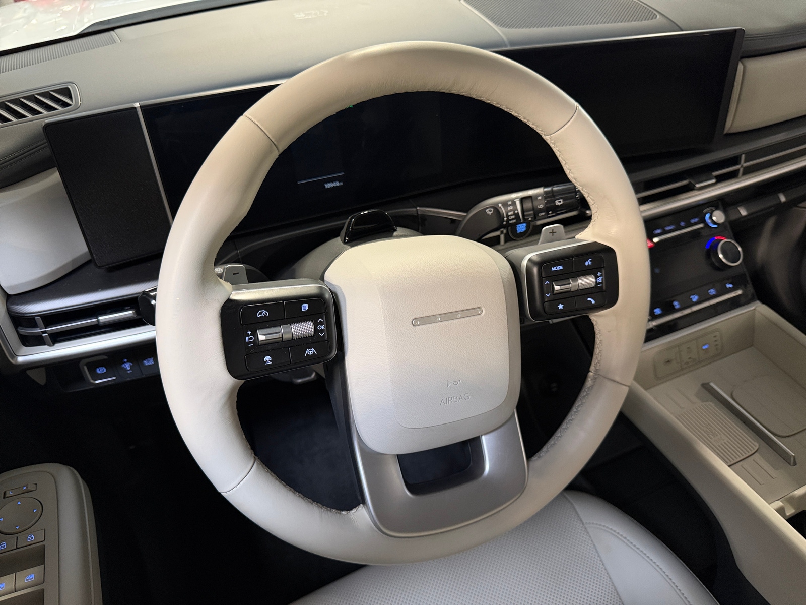 Thumbnail: 2026 Hyundai Santa Fe - 4