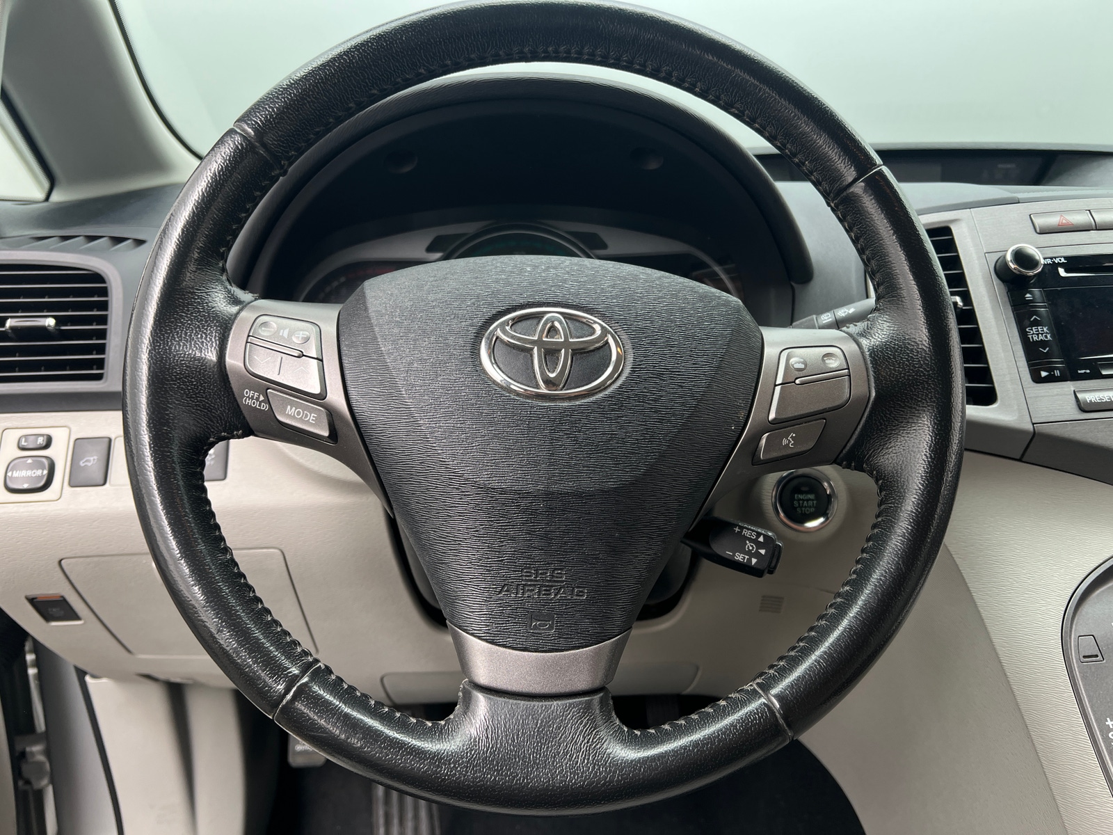 Thumbnail: 2011 Toyota Venza - 5