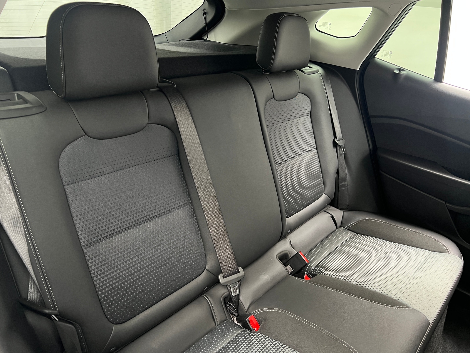 Thumbnail: 2025 Chevrolet Trax - 6