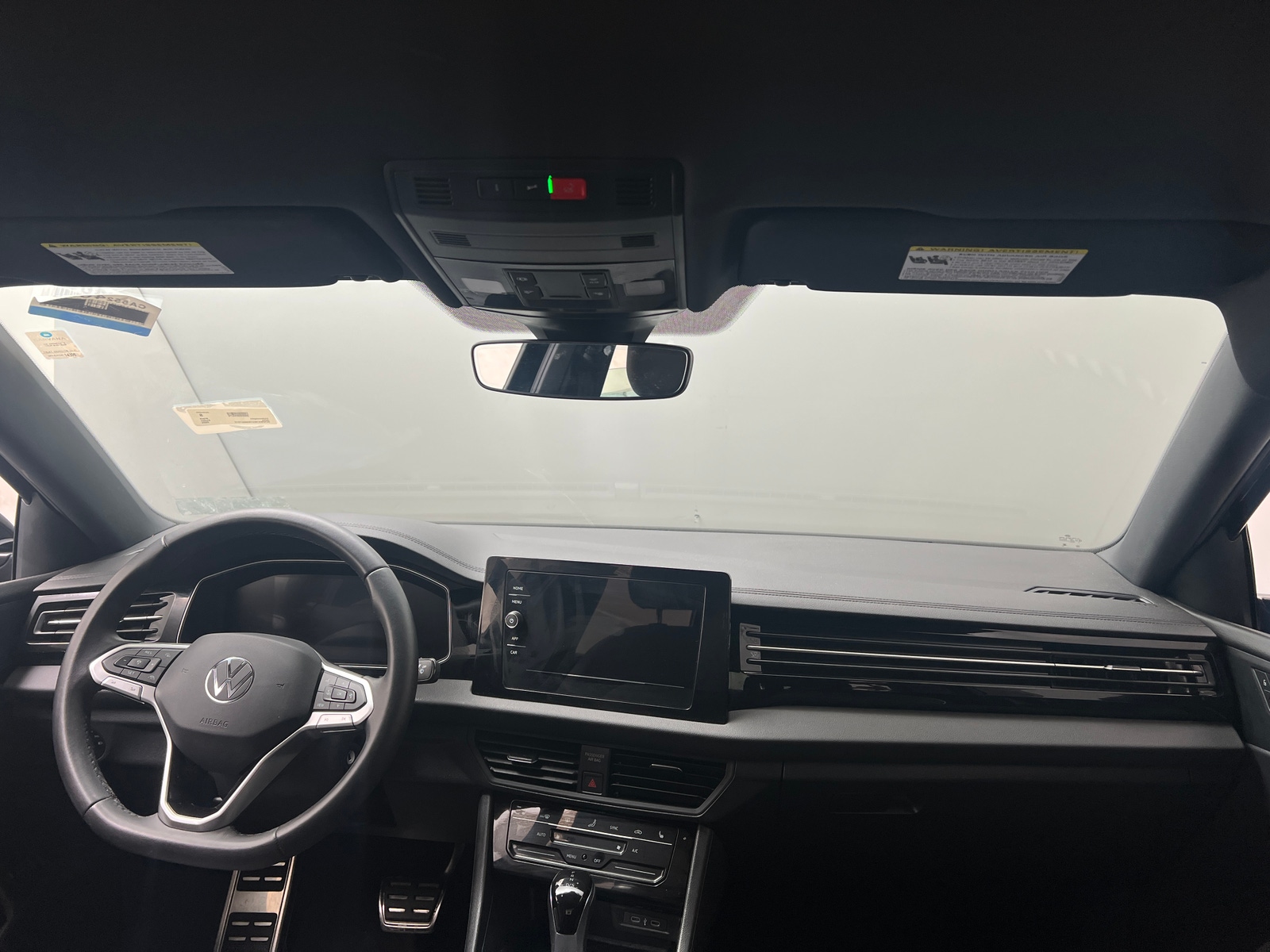 Thumbnail: 2025 Volkswagen Jetta - 3