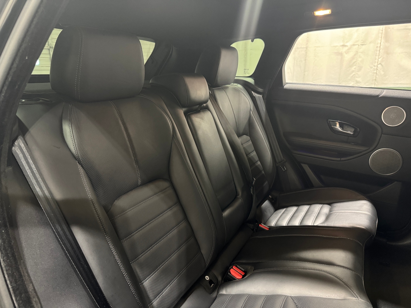 Thumbnail: 2018 Land Rover Range Rover Evoque - 5
