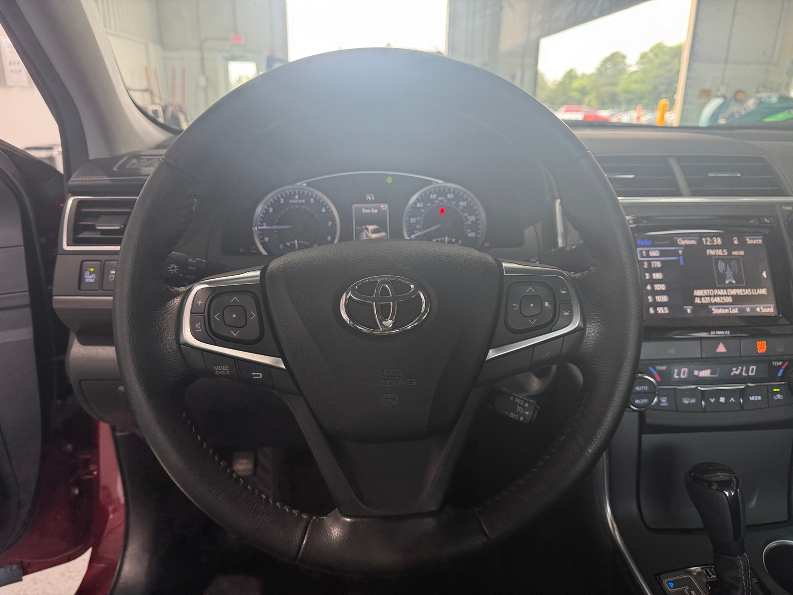 Thumbnail: 2017 Toyota Camry - 4
