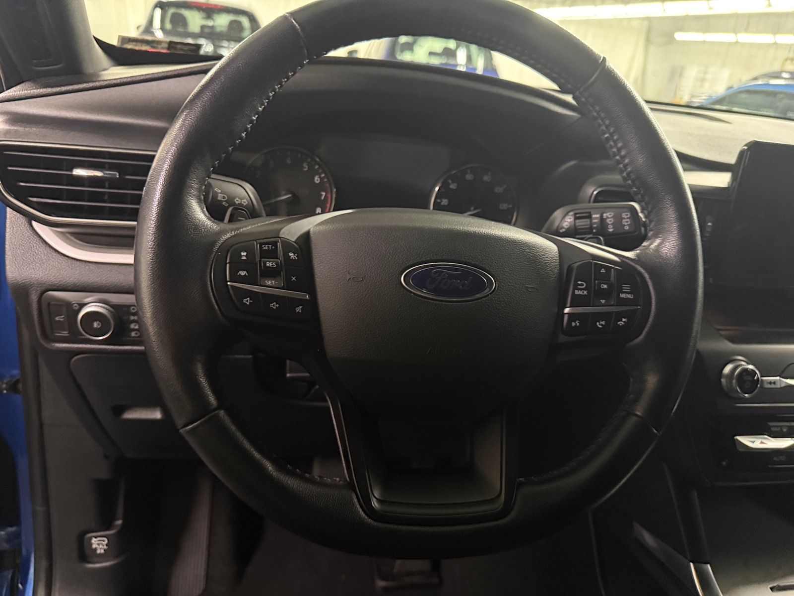 Thumbnail: 2020 Ford Explorer - 5