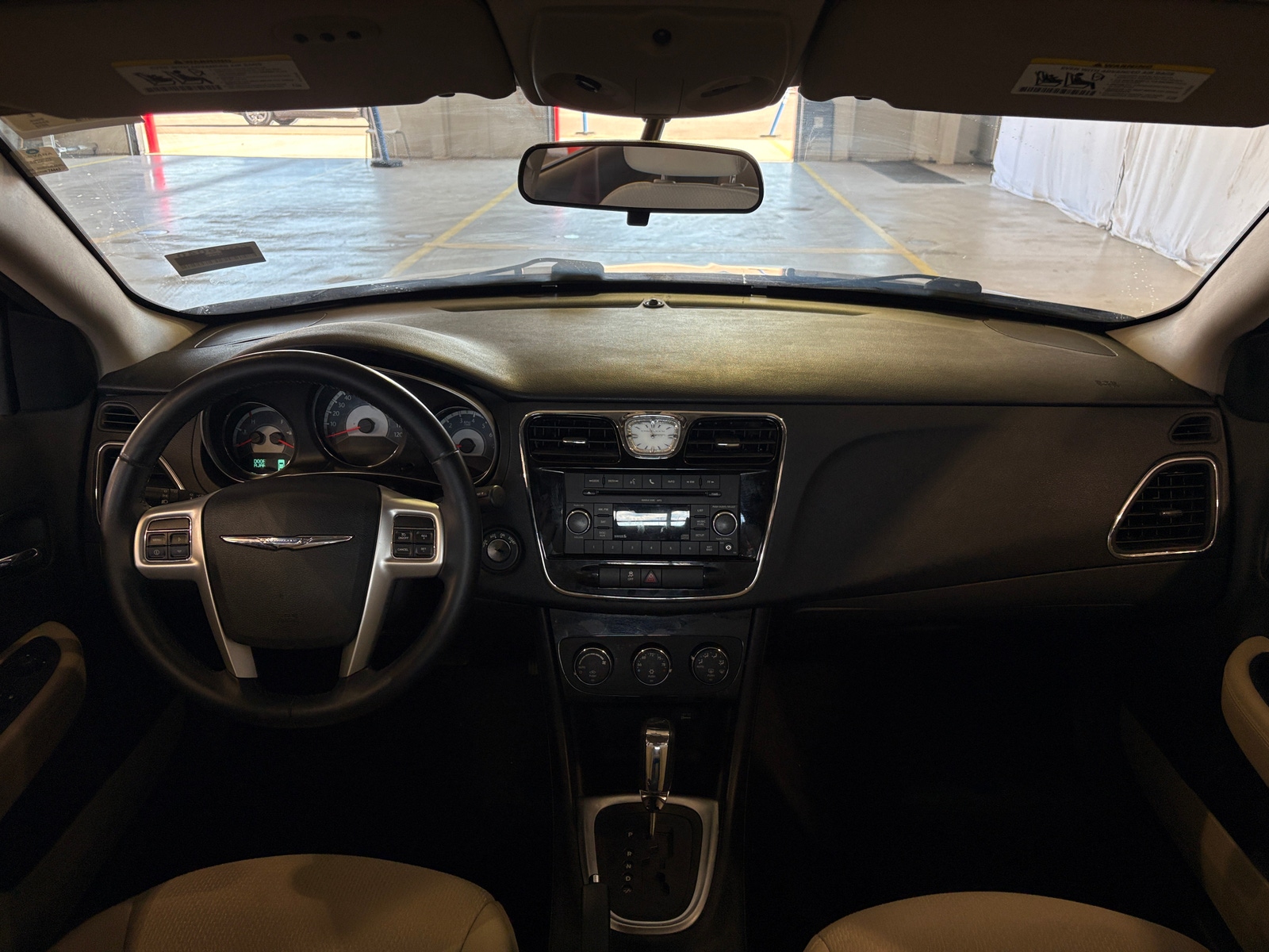Thumbnail: 2012 Chrysler 200 - 3