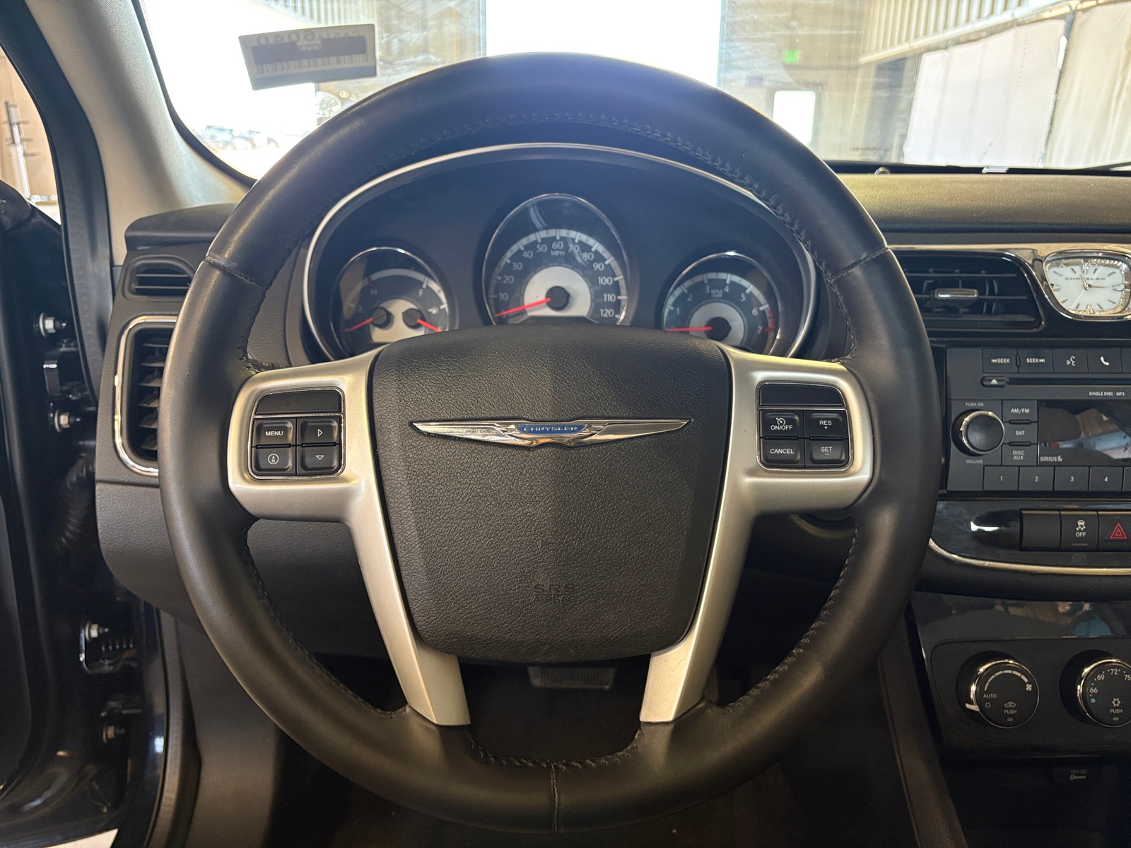 Thumbnail: 2012 Chrysler 200 - 5