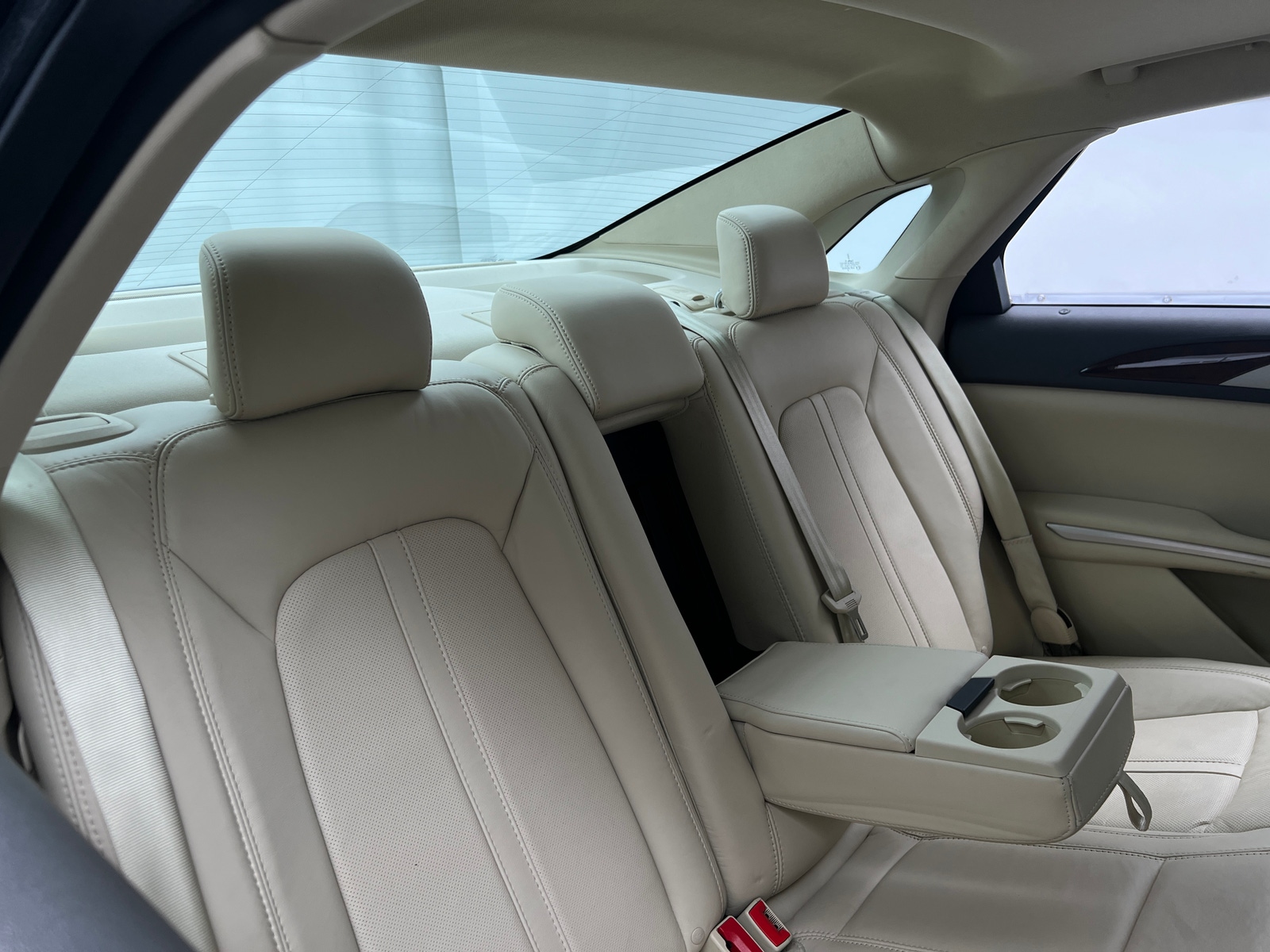 Thumbnail: 2013 Lincoln MKZ - 5