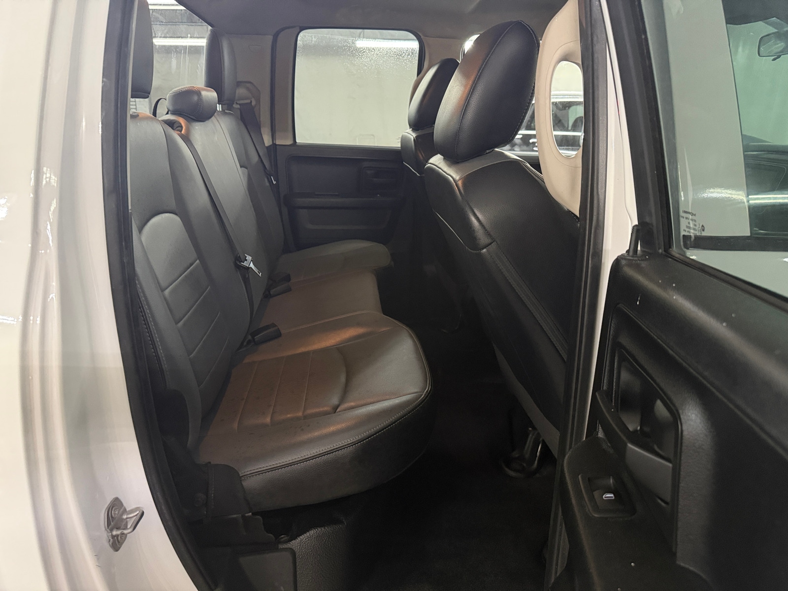 Thumbnail: 2021 RAM 1500 Classic - 5