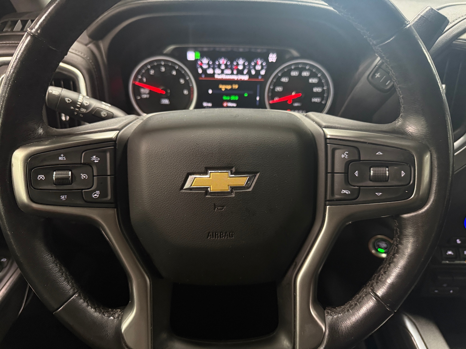 Thumbnail: 2021 Chevrolet Silverado 1500 - 4