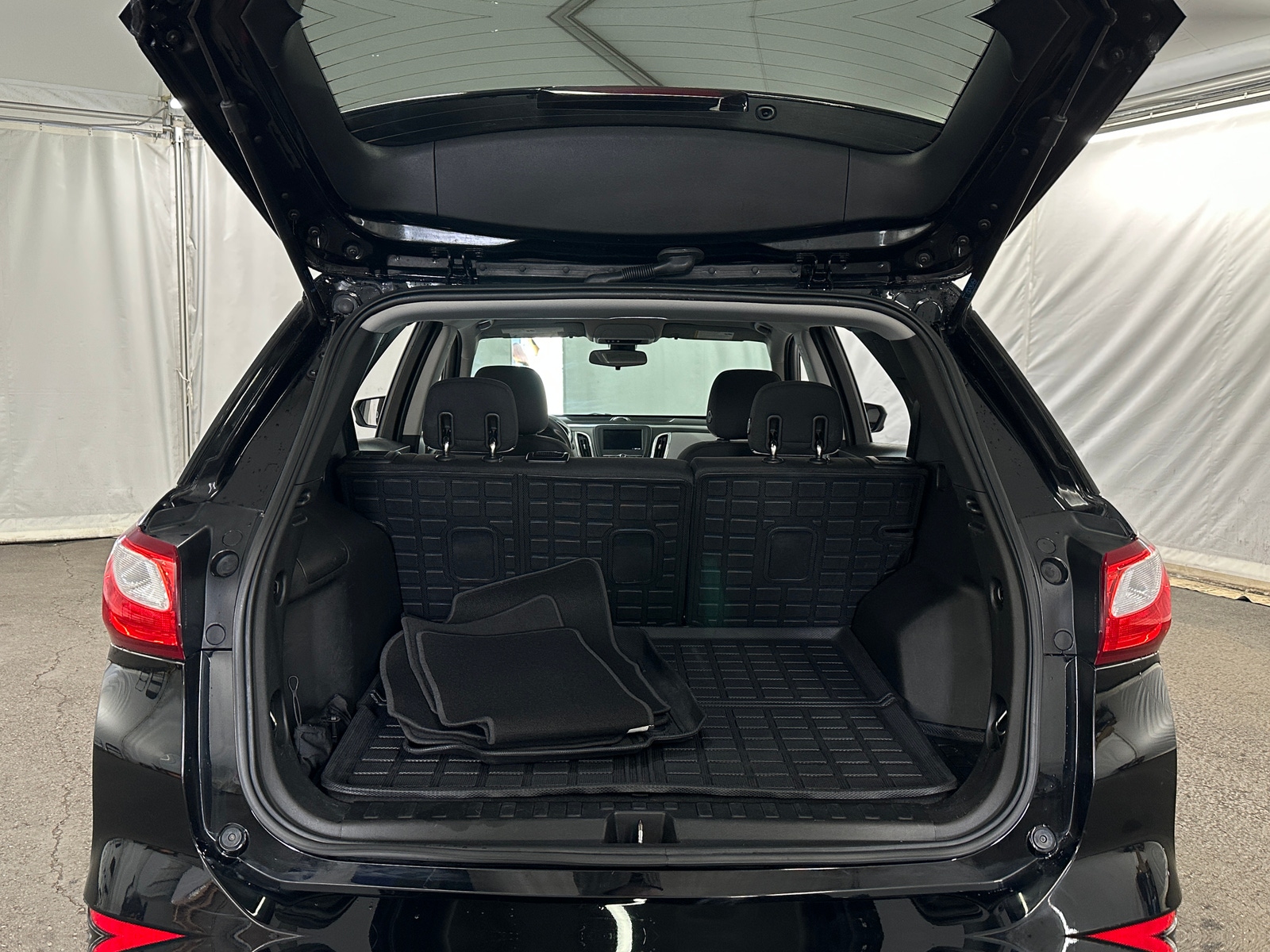 Thumbnail: 2020 Chevrolet Equinox - 7
