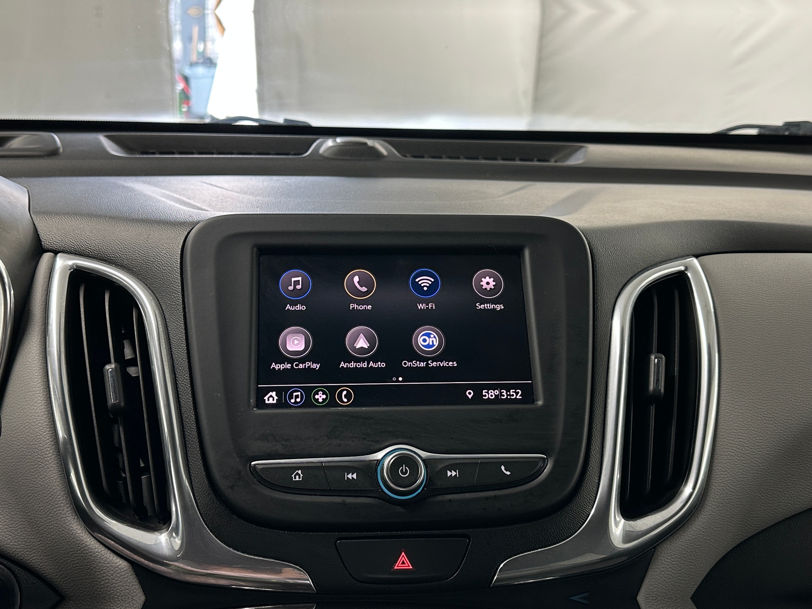 Thumbnail: 2020 Chevrolet Equinox - 4