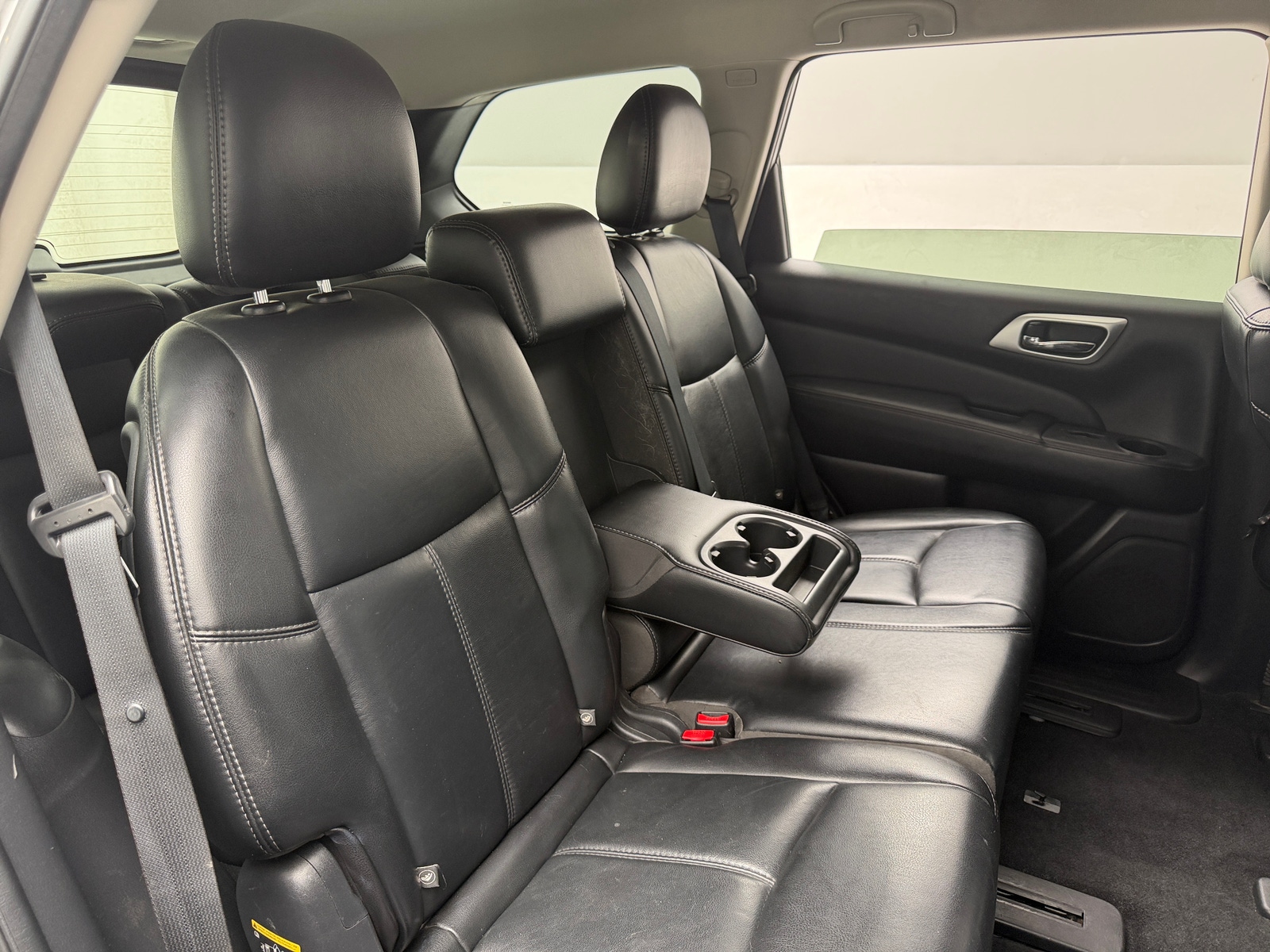 Thumbnail: 2017 Nissan Pathfinder - 5