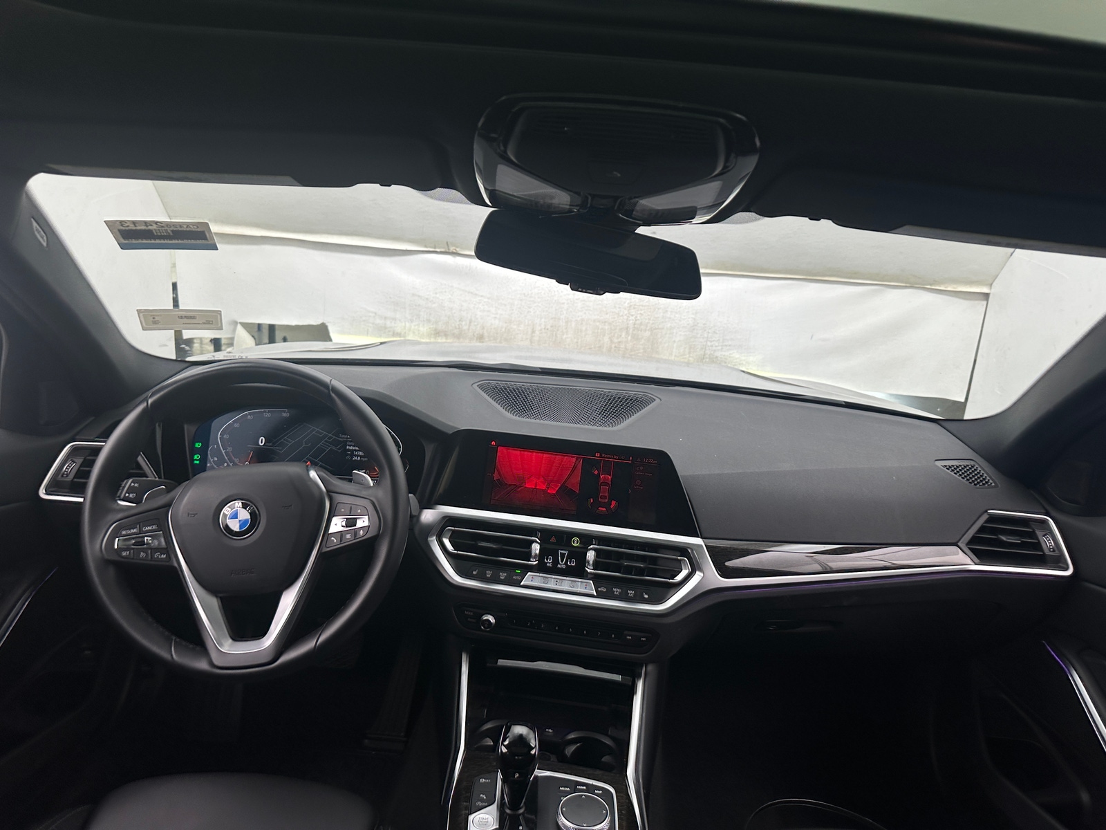 Thumbnail: 2022 BMW 3 Series - 2