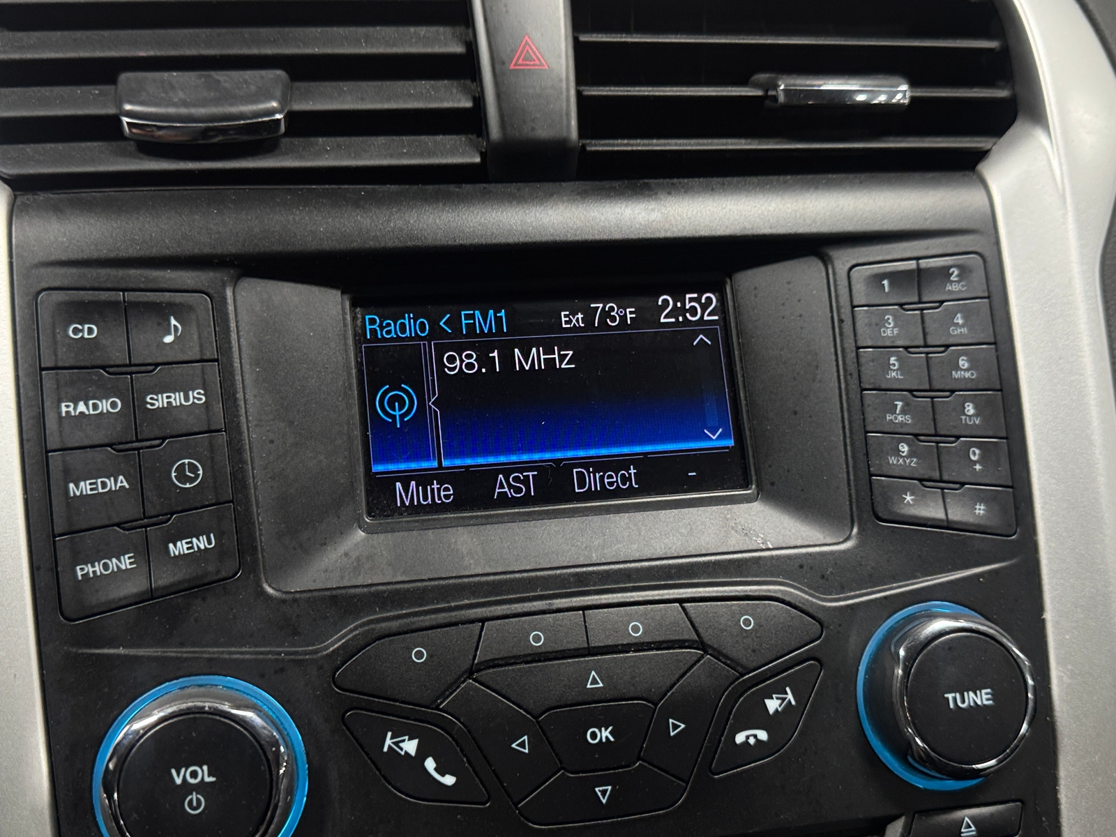 Thumbnail: 2013 Ford Fusion - 4