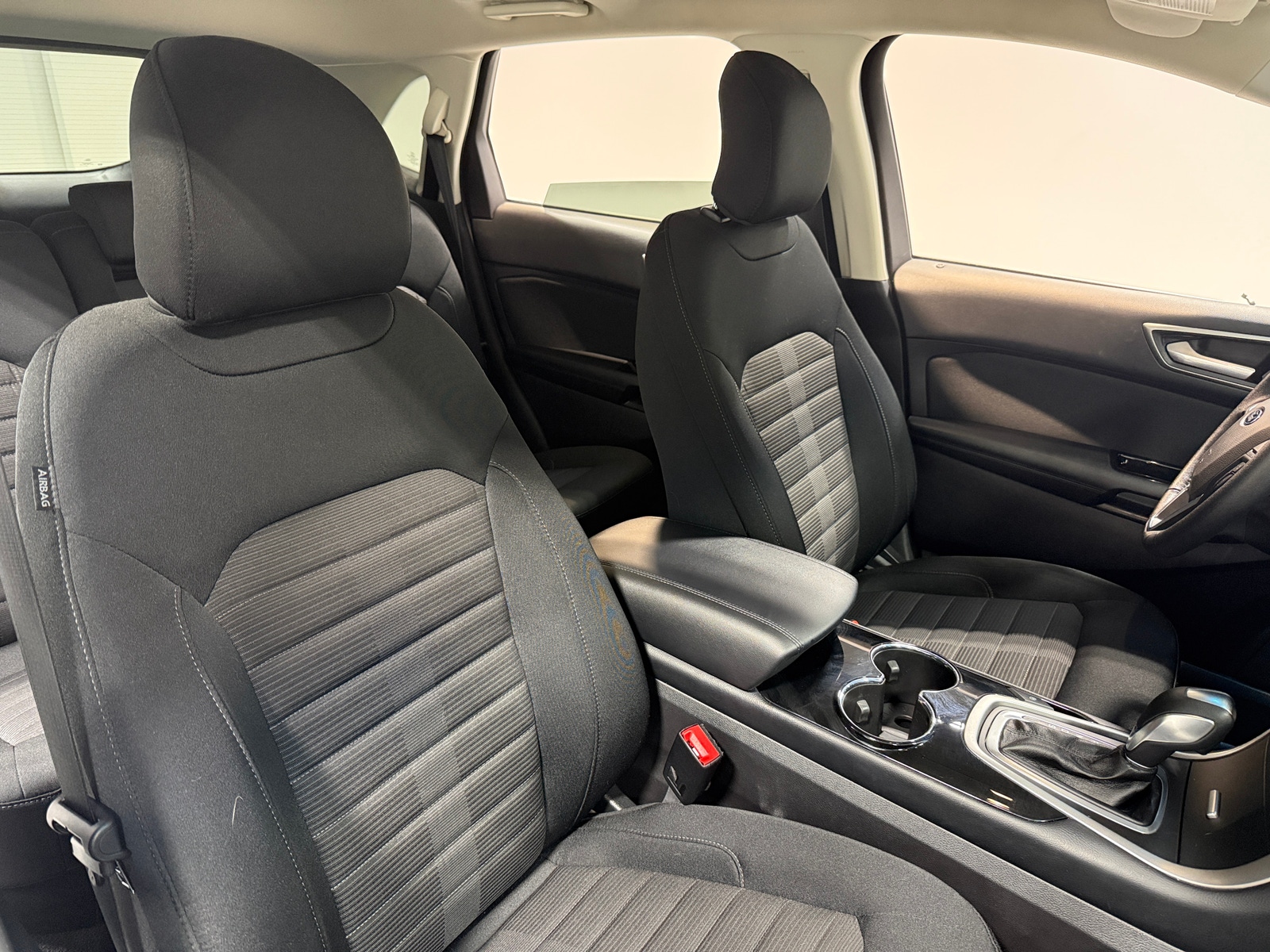 Thumbnail: 2018 Ford Edge - 2